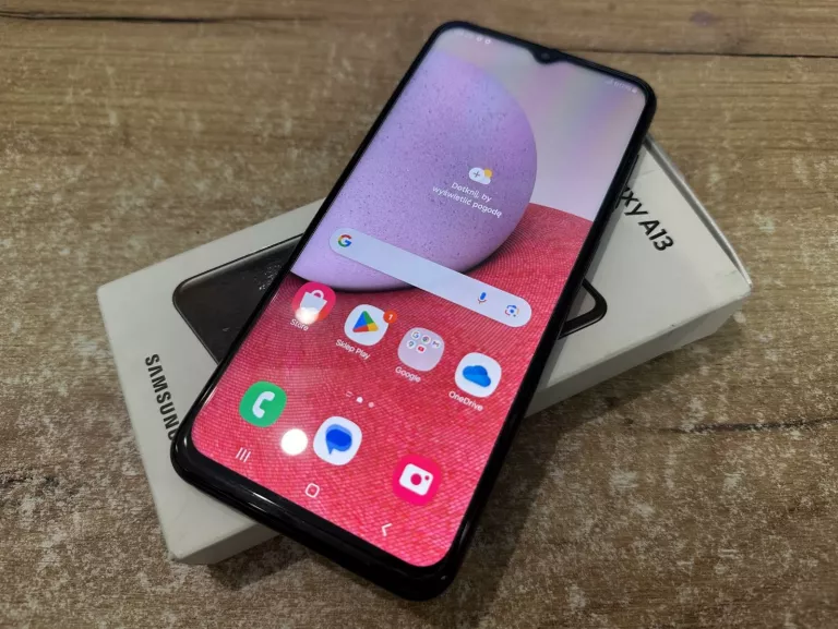 samsung-a13-464-karton-stary-rynek-9-sroda-wlkp