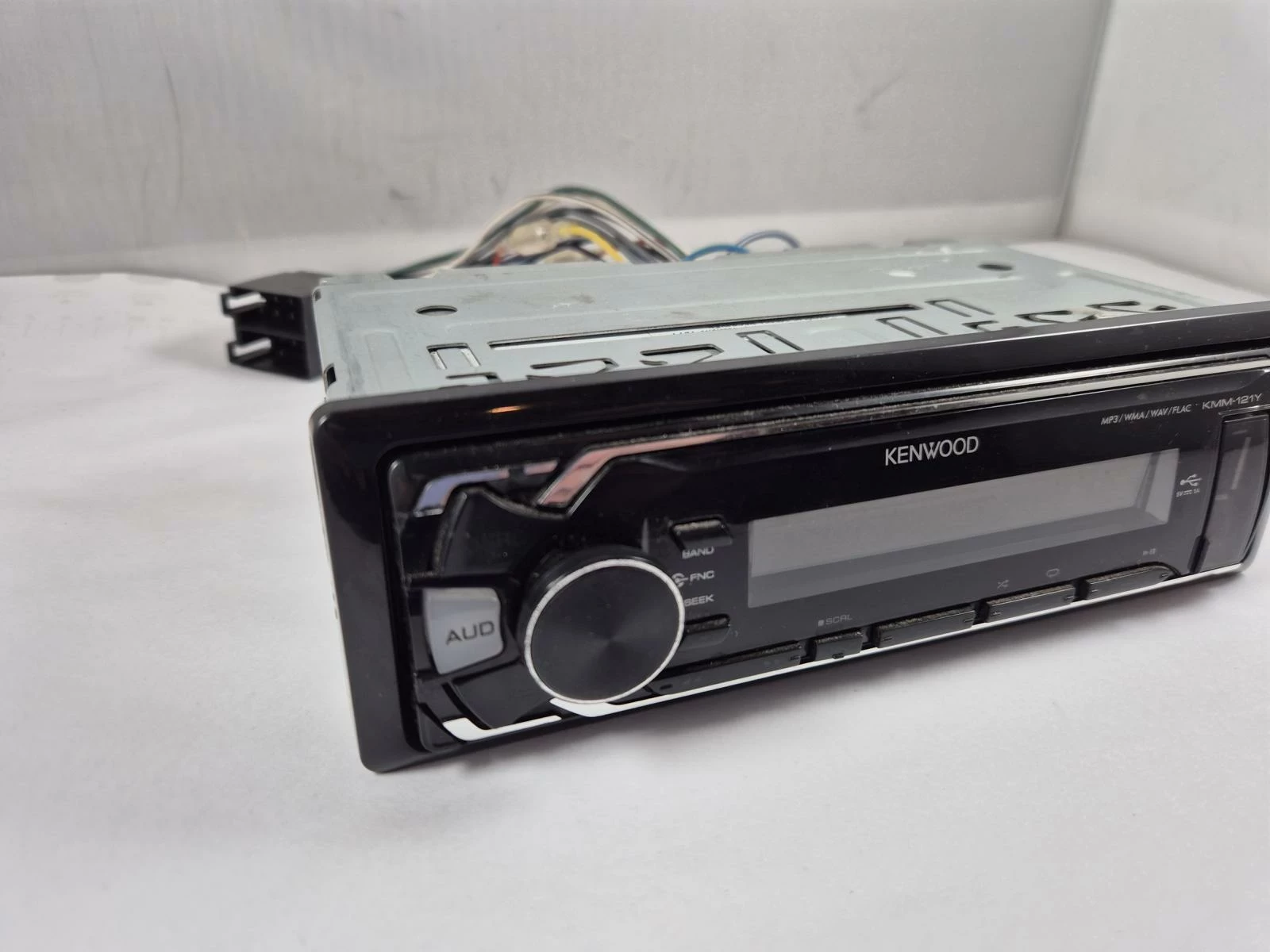 radio-samochodowe-kenwood-kmm-121y-stan-11323-2