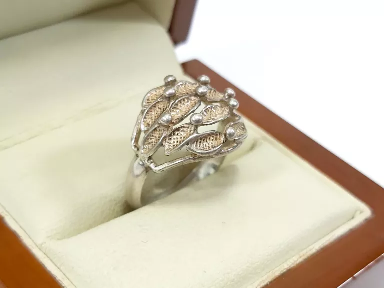 fantazyjny-srebrny-pierscionek-proby-925-rozmiar-14-mickiewicza-1-nidzica