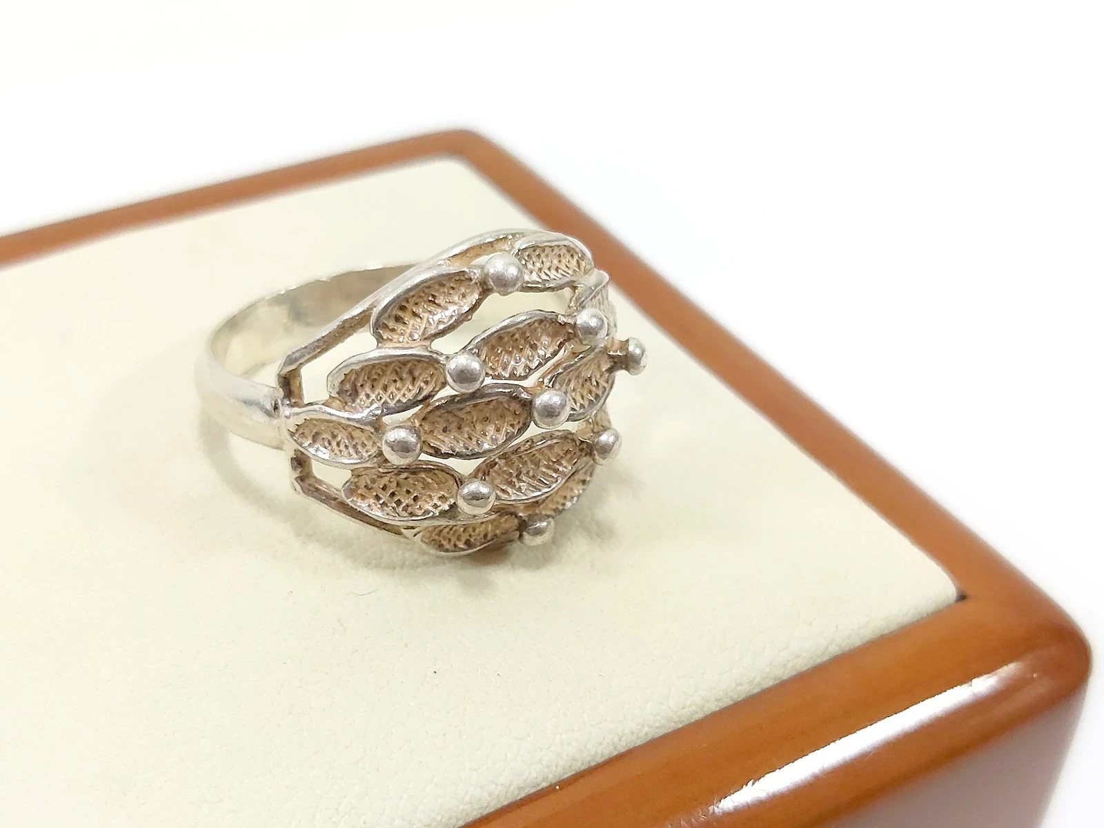 fantazyjny-srebrny-pierscionek-proby-925-rozmiar-14-stan-11323-253806