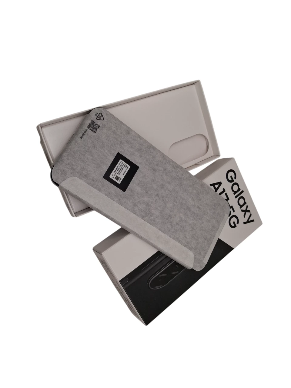 smartfon-samsung-galaxy-a17-5g-4-gb-128-gb-5g-czarny-ean-gtin-8806097640226