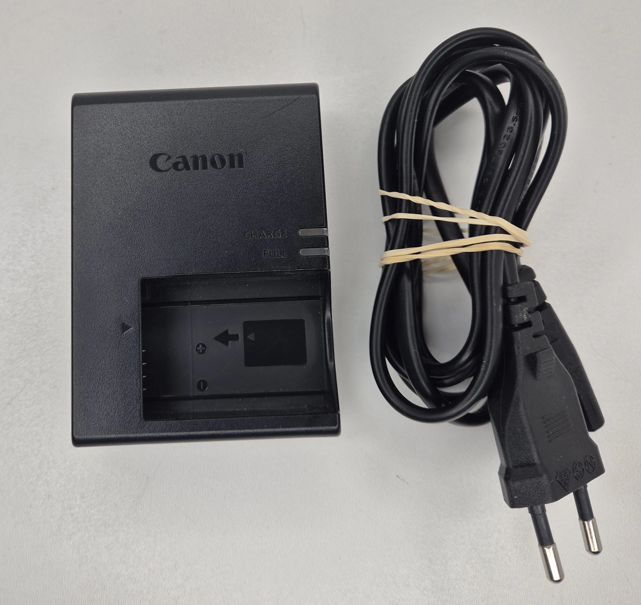 aparat-canon-eos-750d-zestaw-ean-gtin-8714574627908