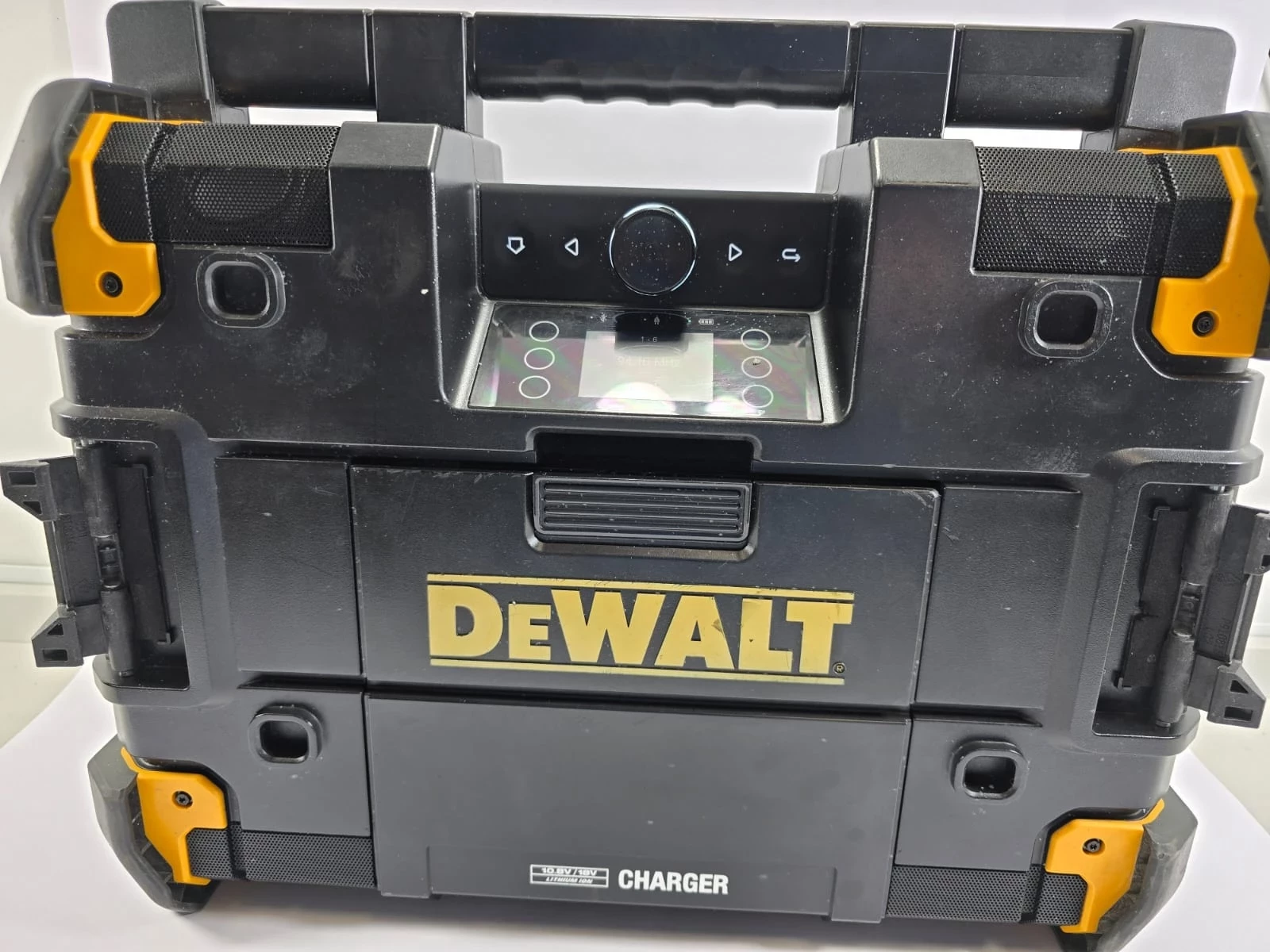 dewalt-dwst1-81078-radio-budowlane-bluetooth-marka-248811-950256