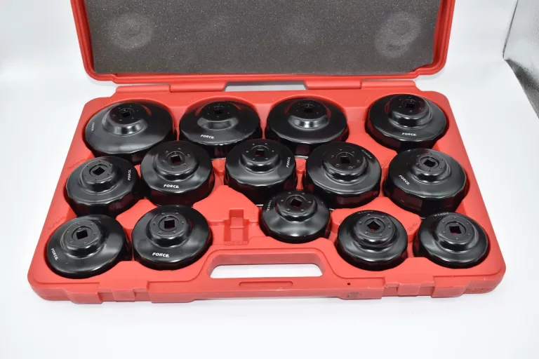 nasadki-klucze-do-filtrow-oleju-zestaw-14-el-walizka-stan-11323-2