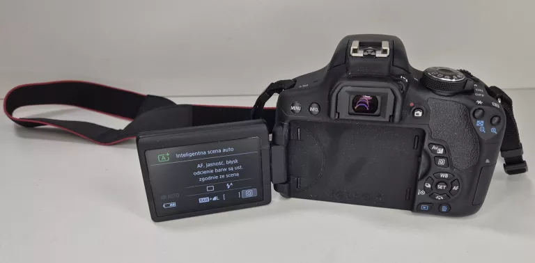 aparat-canon-eos-750d-zestaw-typ-matrycy-14228-2