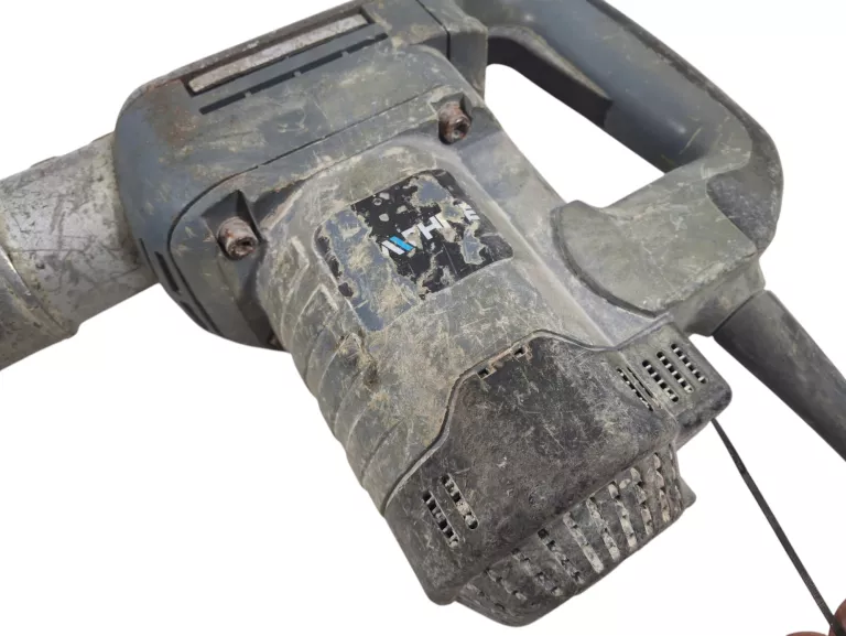 mlot-wyburzeniowy-graphite-energia-udaru-1500