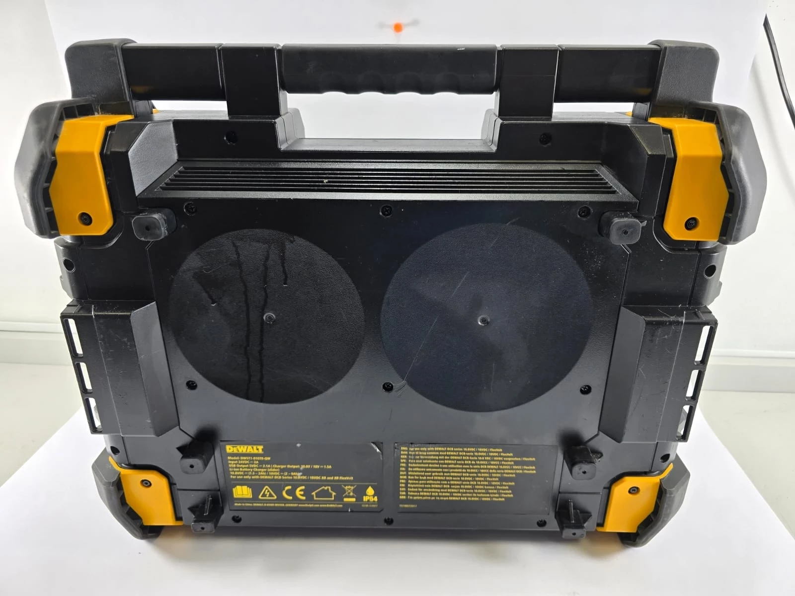 dewalt-dwst1-81078-radio-budowlane-bluetooth-wada-stan-11323-2