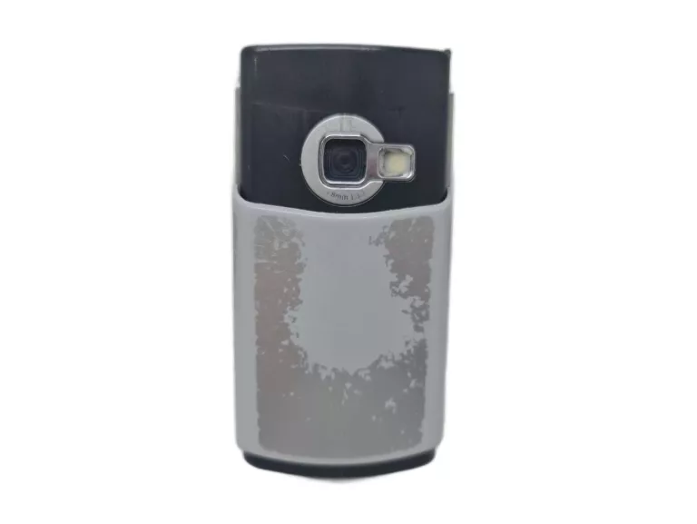 telefon-nokia-rm-84-przekatna-ekranu-210