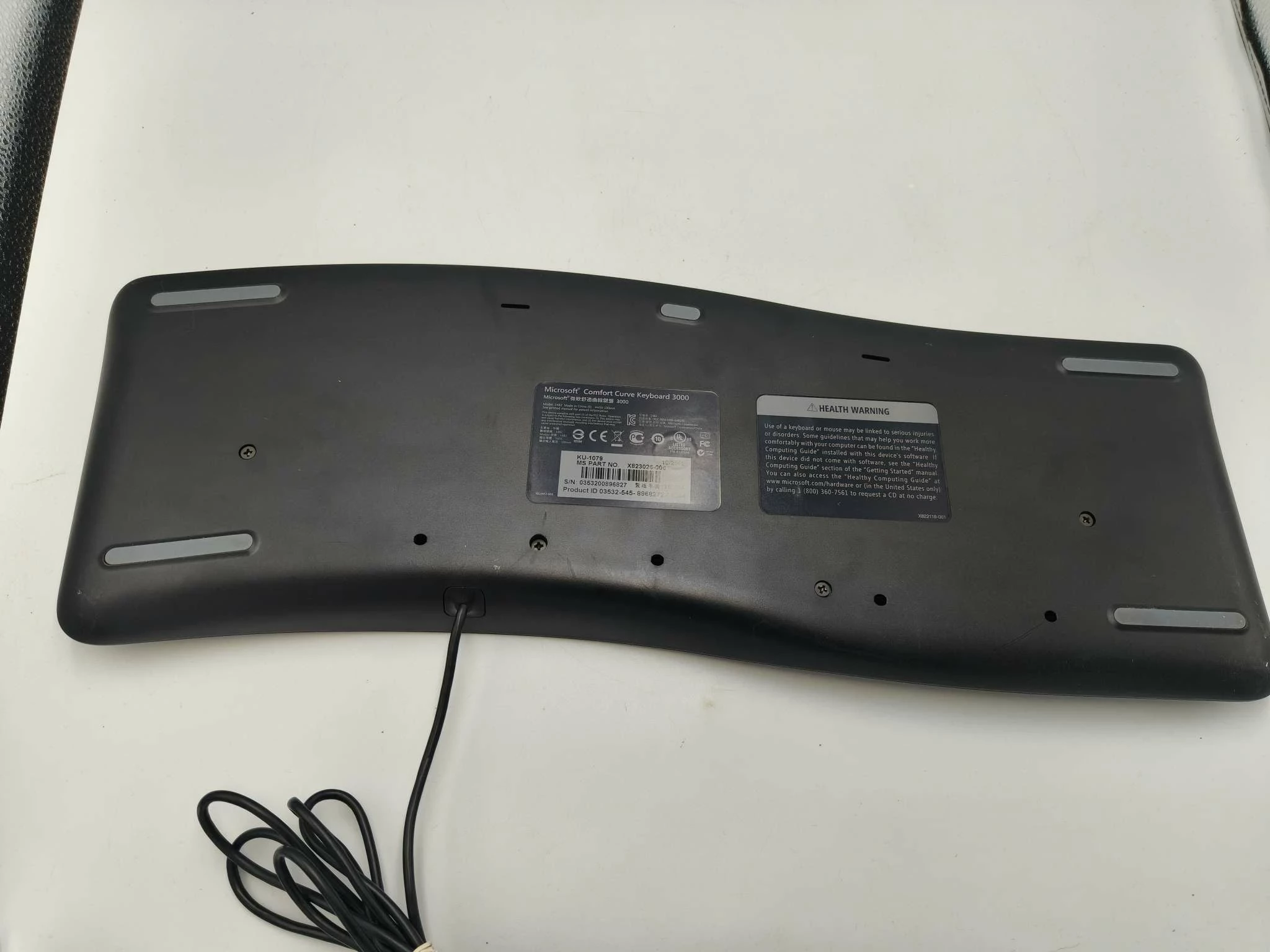 klawiatura-przewodowa-microsoft-comfort-curve-keyboard-3000-wytarte-kod-producenta-3tj-00015