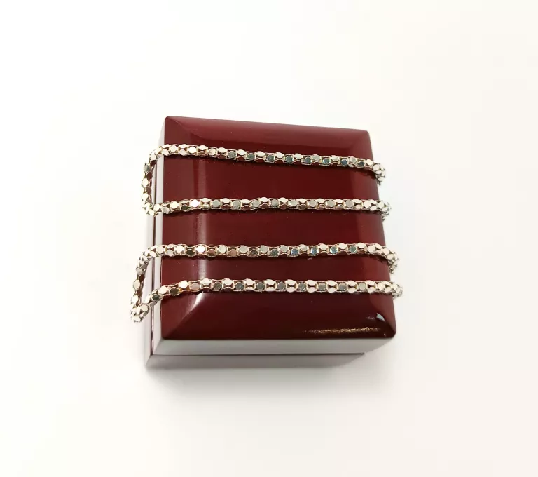 srebro-wyrob-jubilerski-uzywany-lancuszek-splot-925-599g-45cm-ean-gtin-5904917804605