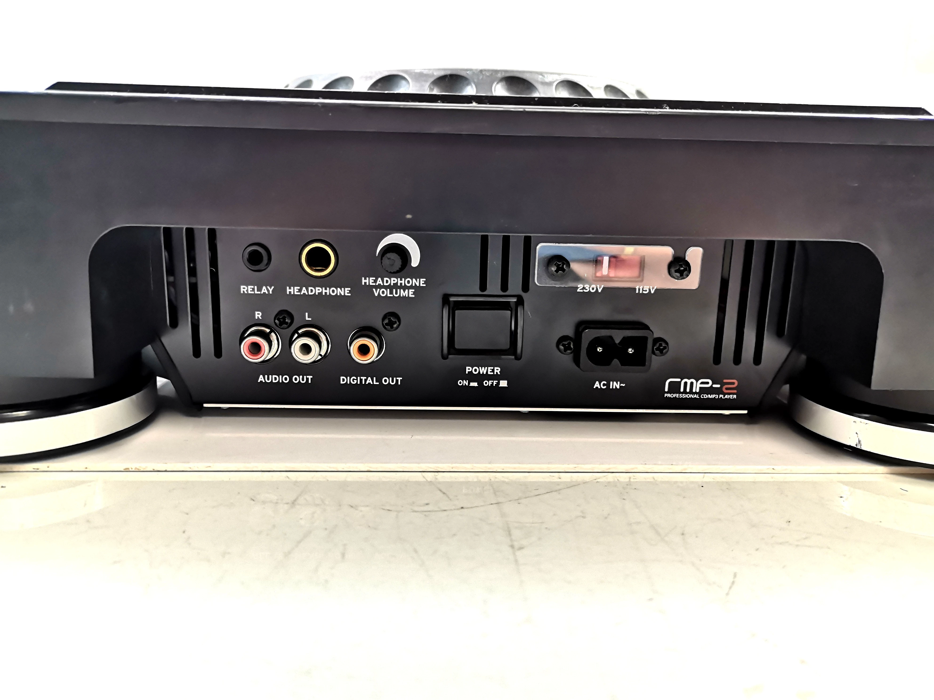 odtwarzacz-dj-reloop-rmp-2-mk2-liczba-kanalow-2