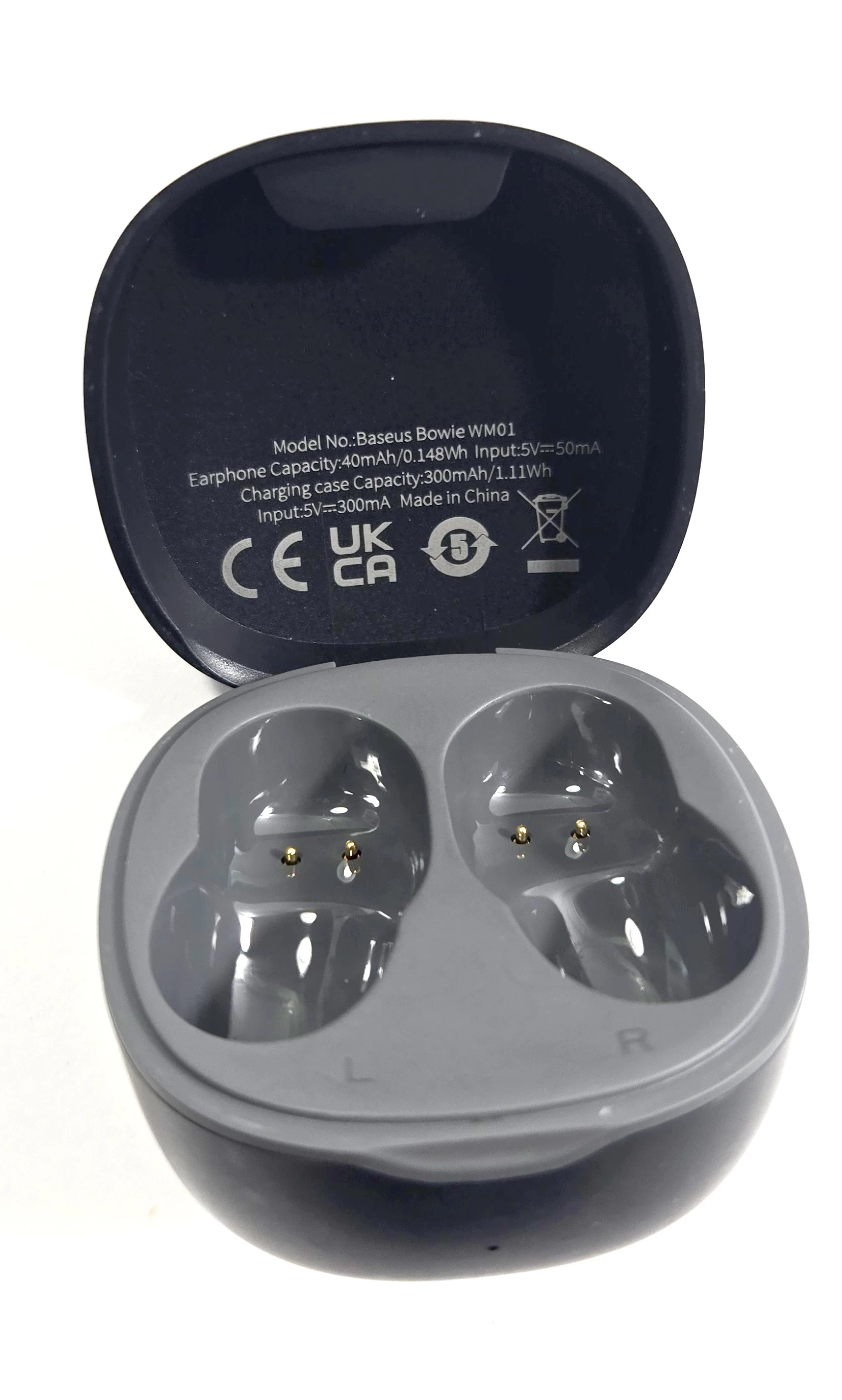 sluchawki-bezprzewodowe-baseus-wm01-dokanalowe-bluetooth-50-rodzaj-sluchawek-203681-217753