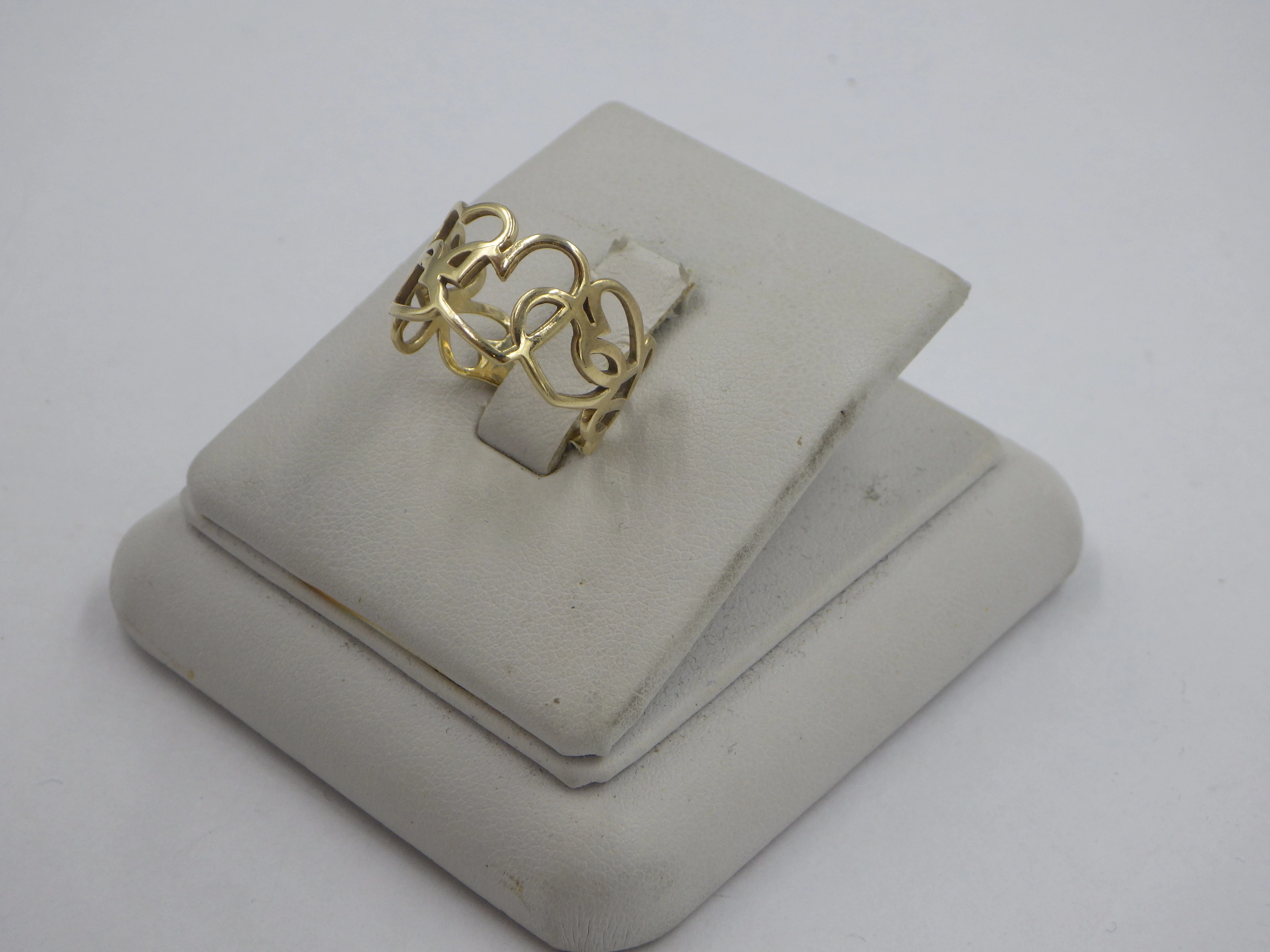 pierscionek-obraczka-w-serca-zloto-375-272g-r15-rodzaj-2205-2