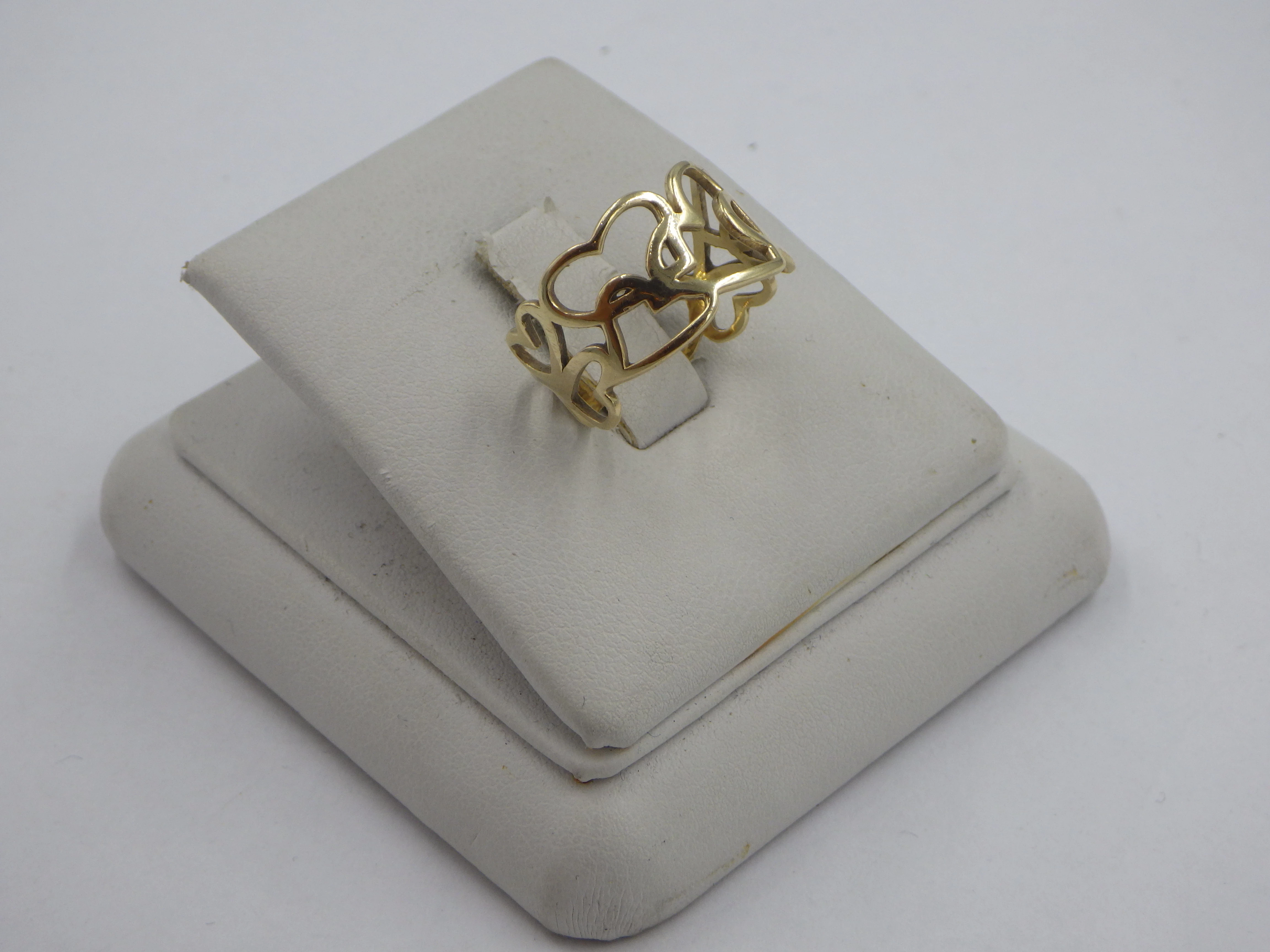 pierscionek-obraczka-w-serca-zloto-375-272g-r15-stan-11323-2