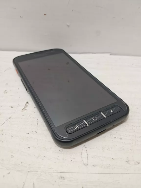 telefon-samsung-xcover-4s-wbudowana-pamiec-202869-214197