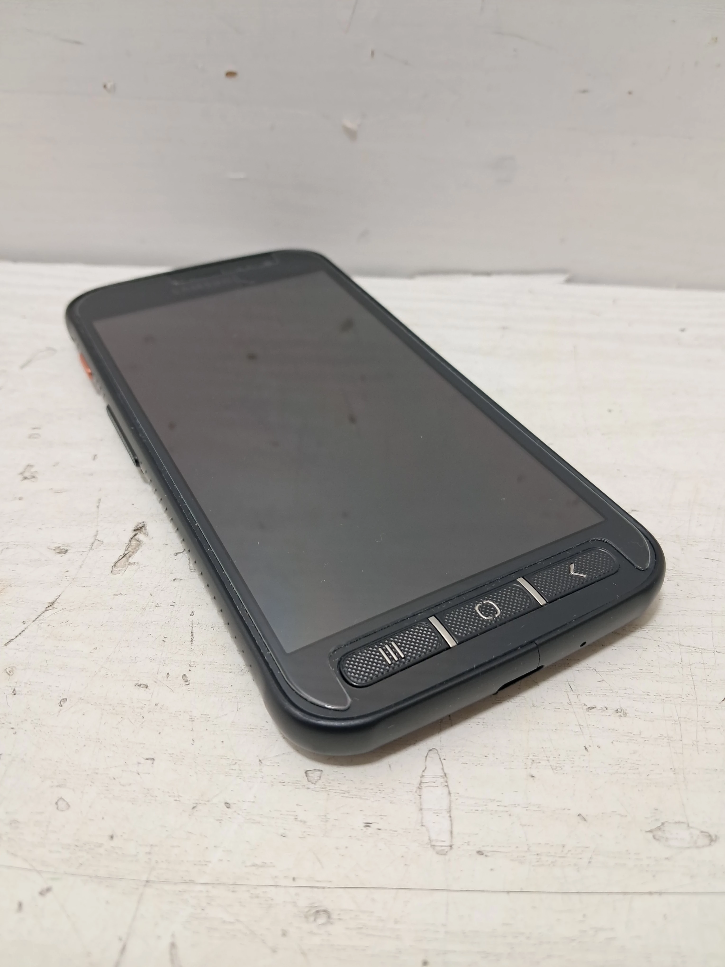 telefon-samsung-xcover-4s-wbudowana-pamiec-202869-214197