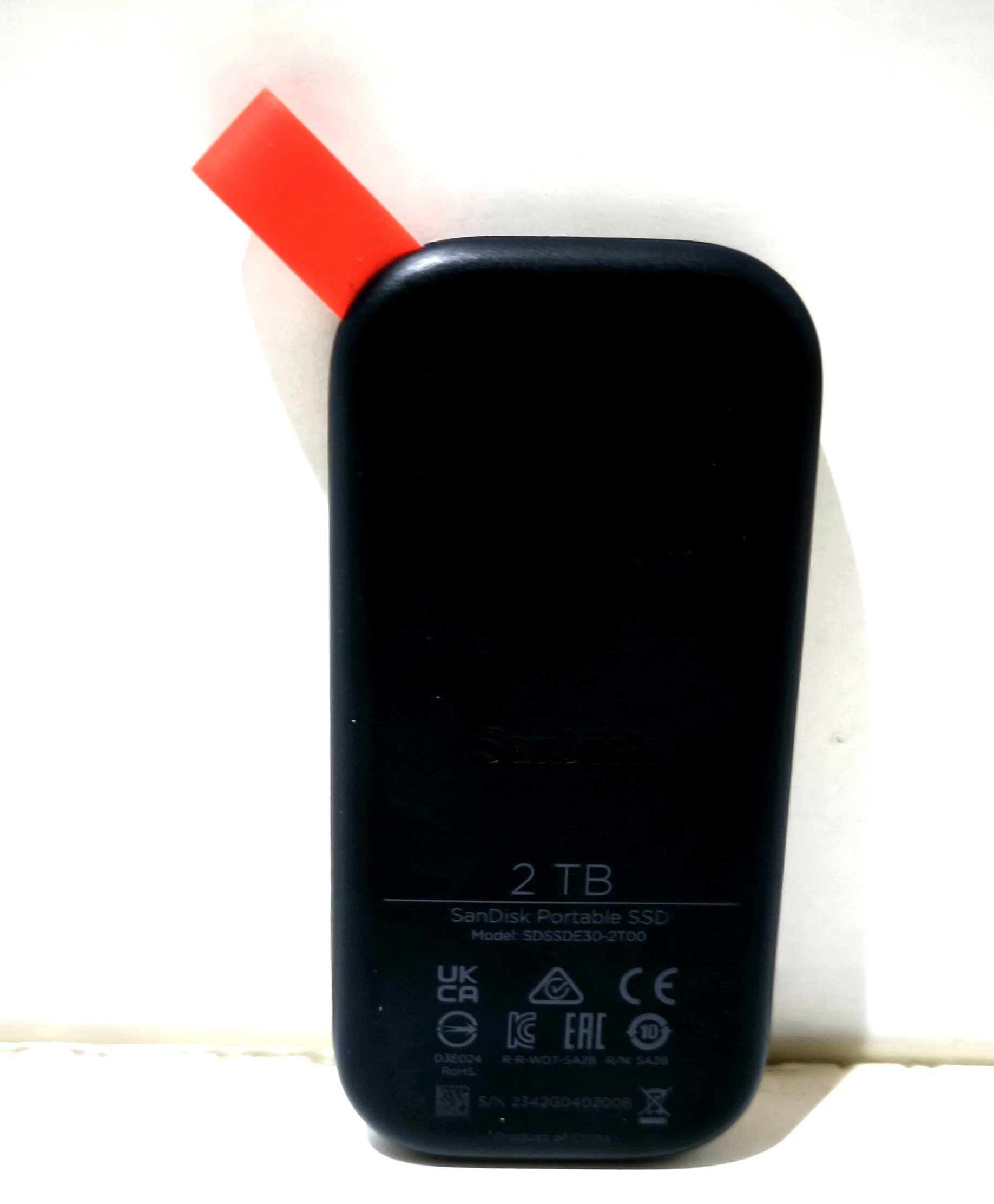 dysk-zewnetrzny-sandisk-ssd-2tb-sdssde30-2t00-stan-11323-2