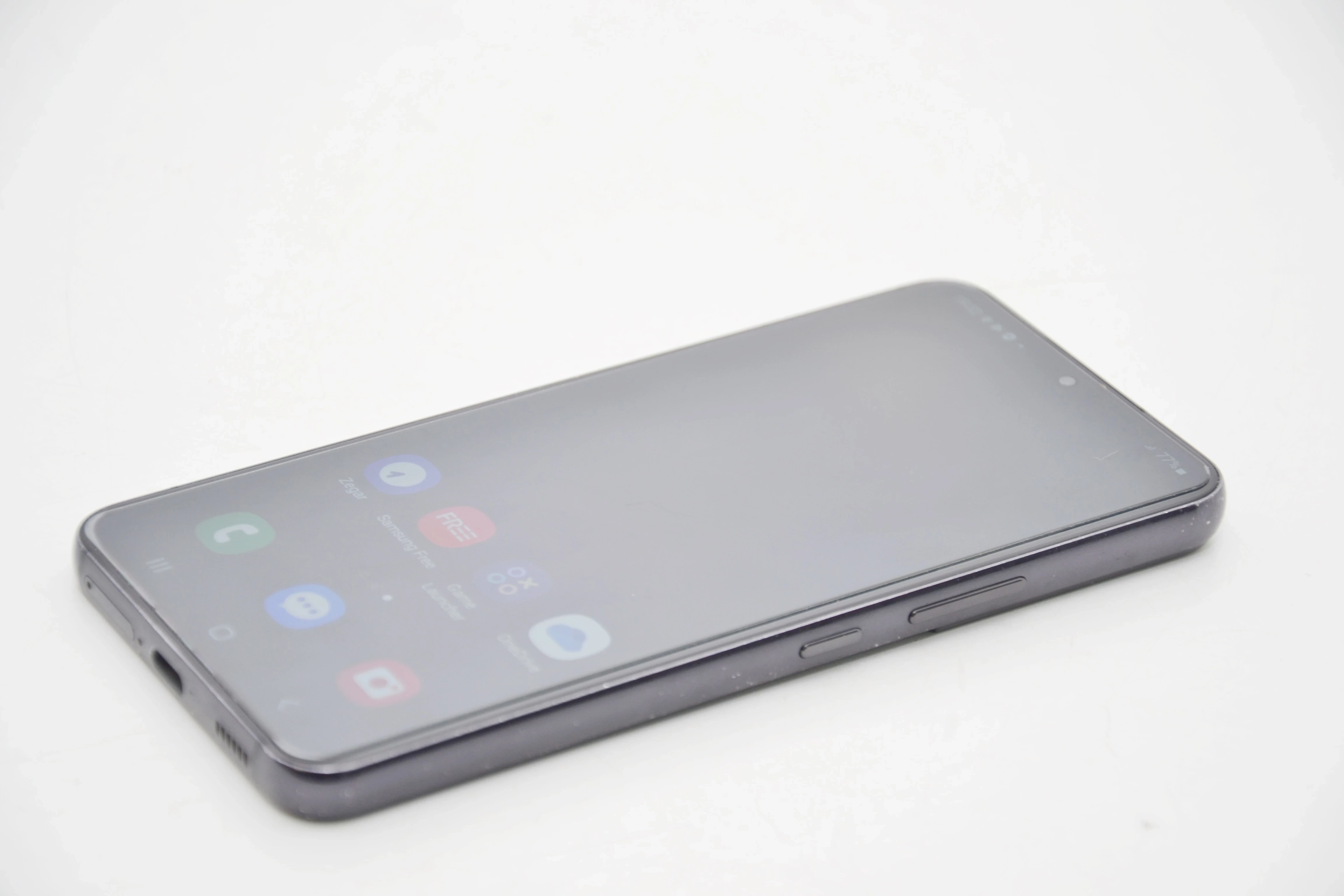 telefon-samsung-s22-128gb-kod-producenta-sm-s901bzkdeue