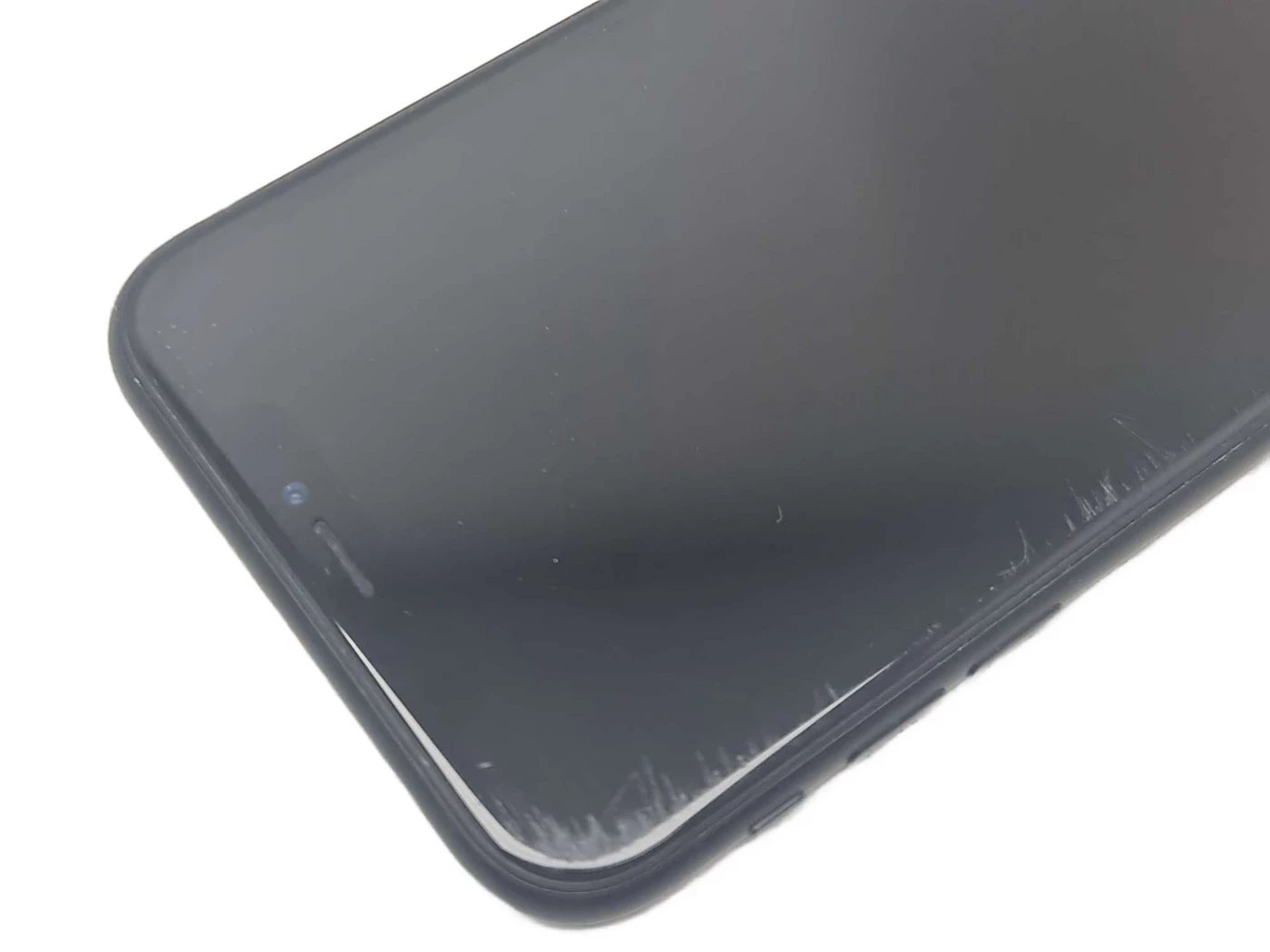 telefon-iphone-xr-64gb-kon-94-typ-202685-212929