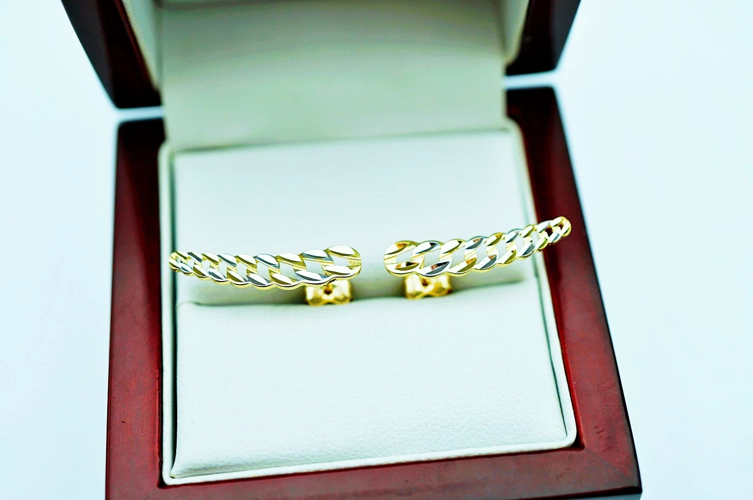 kolczyki-z-zoltego-i-bialego-zlota-pancerka-na-sztyftach-pr333-8k-123g-rodzaj-zapiecia-2207-1