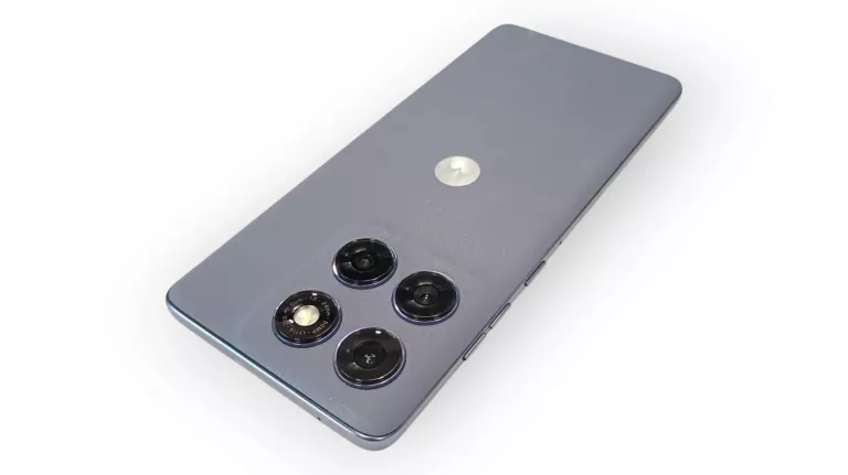 telefon-motorola-edge-60-fusion-5g-8256gb-bez-rat-idealny-stan-stan-11323-2