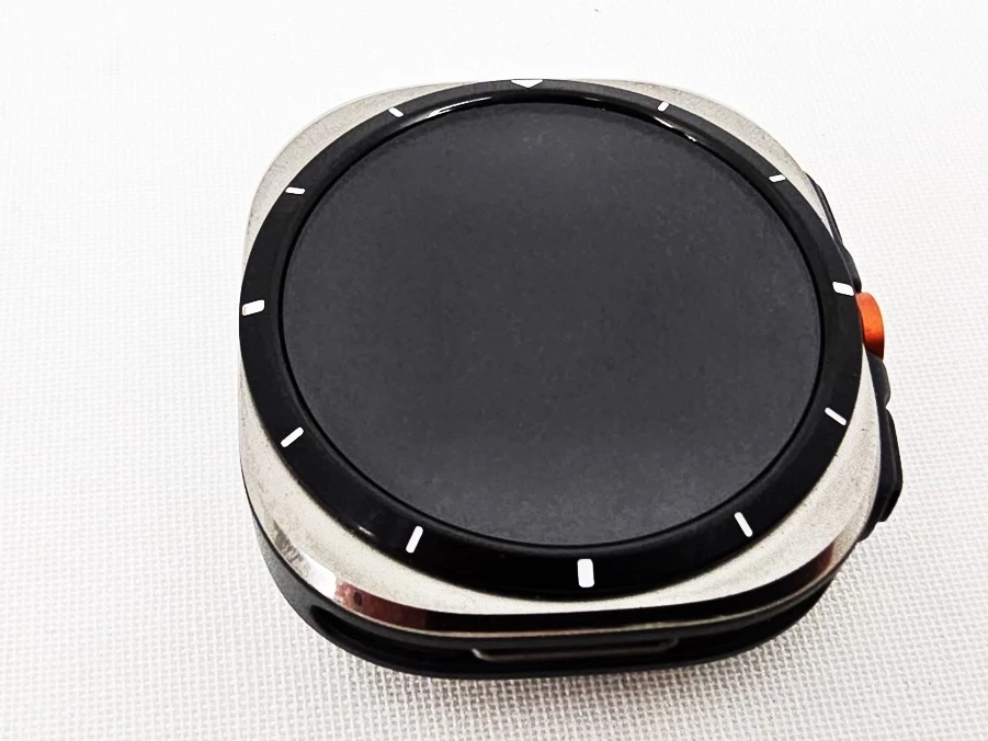 smartwatch-samsung-galaxy-watch-ultra-sm-l705fztaeue-pudelko-grubosc-koperty-1210