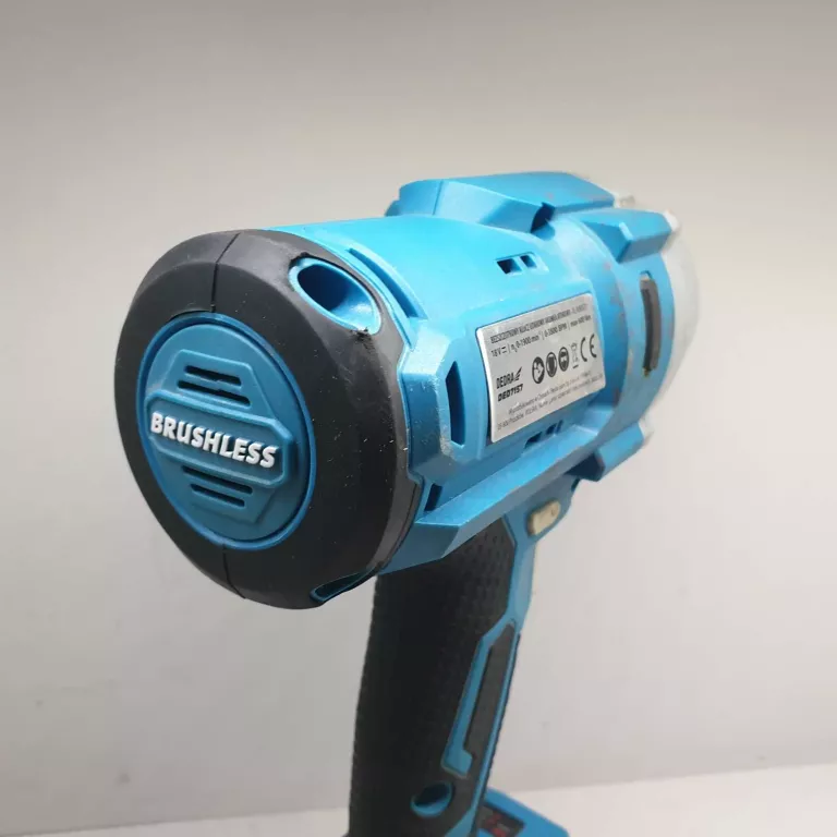 klucz-udarowy-dedra-ded7157-2x-akum-ladowarka-predkosc-obrotowa-230000