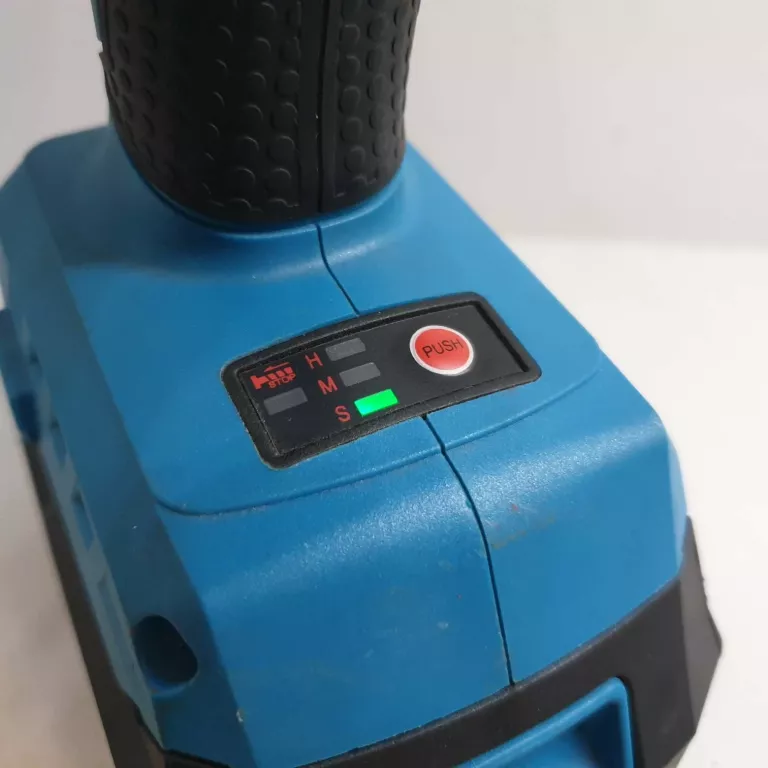 klucz-udarowy-dedra-ded7157-2x-akum-ladowarka-rozmiar-trzpienia-248160-863071