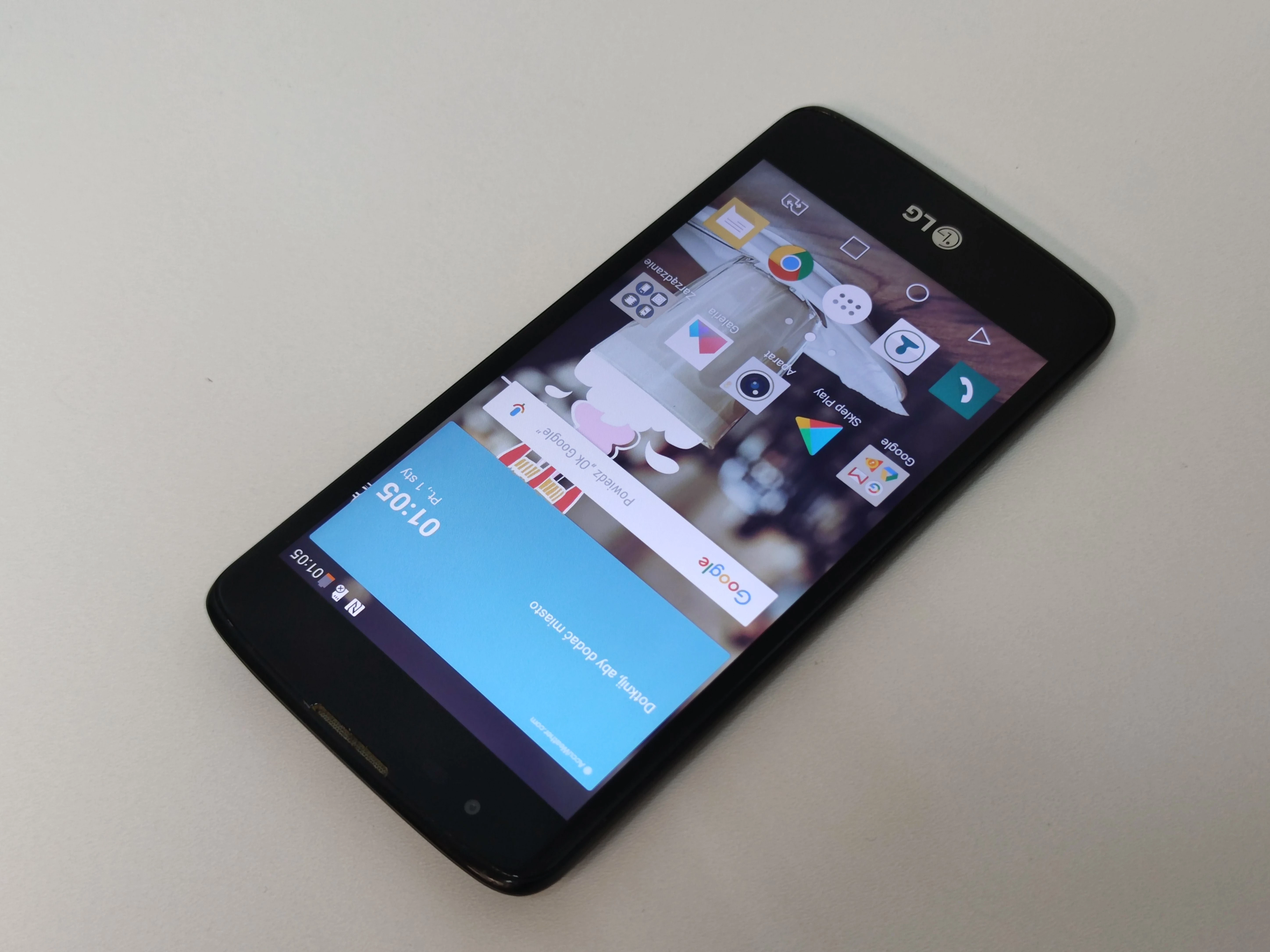 telefon-lg-k8-przekatna-ekranu-500