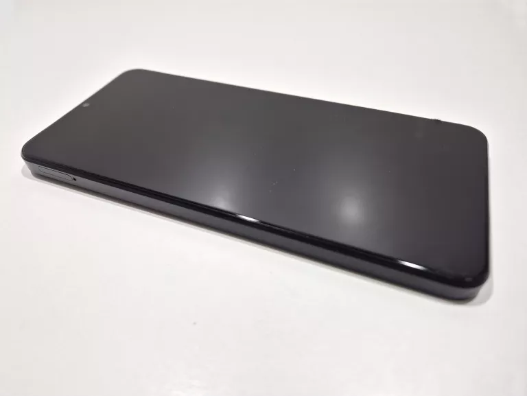 realme-c51-4128gb-stan-11323-2