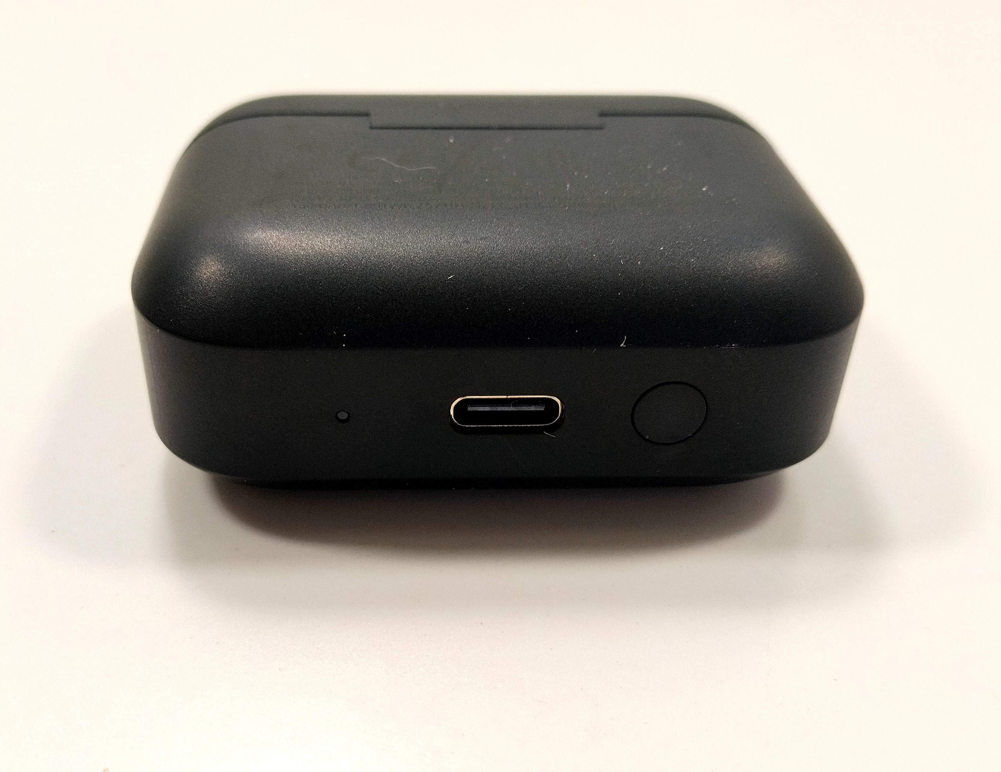 sluchawki-creative-zen-air-2-czarne-transmisja-sygnalu-203713-217785