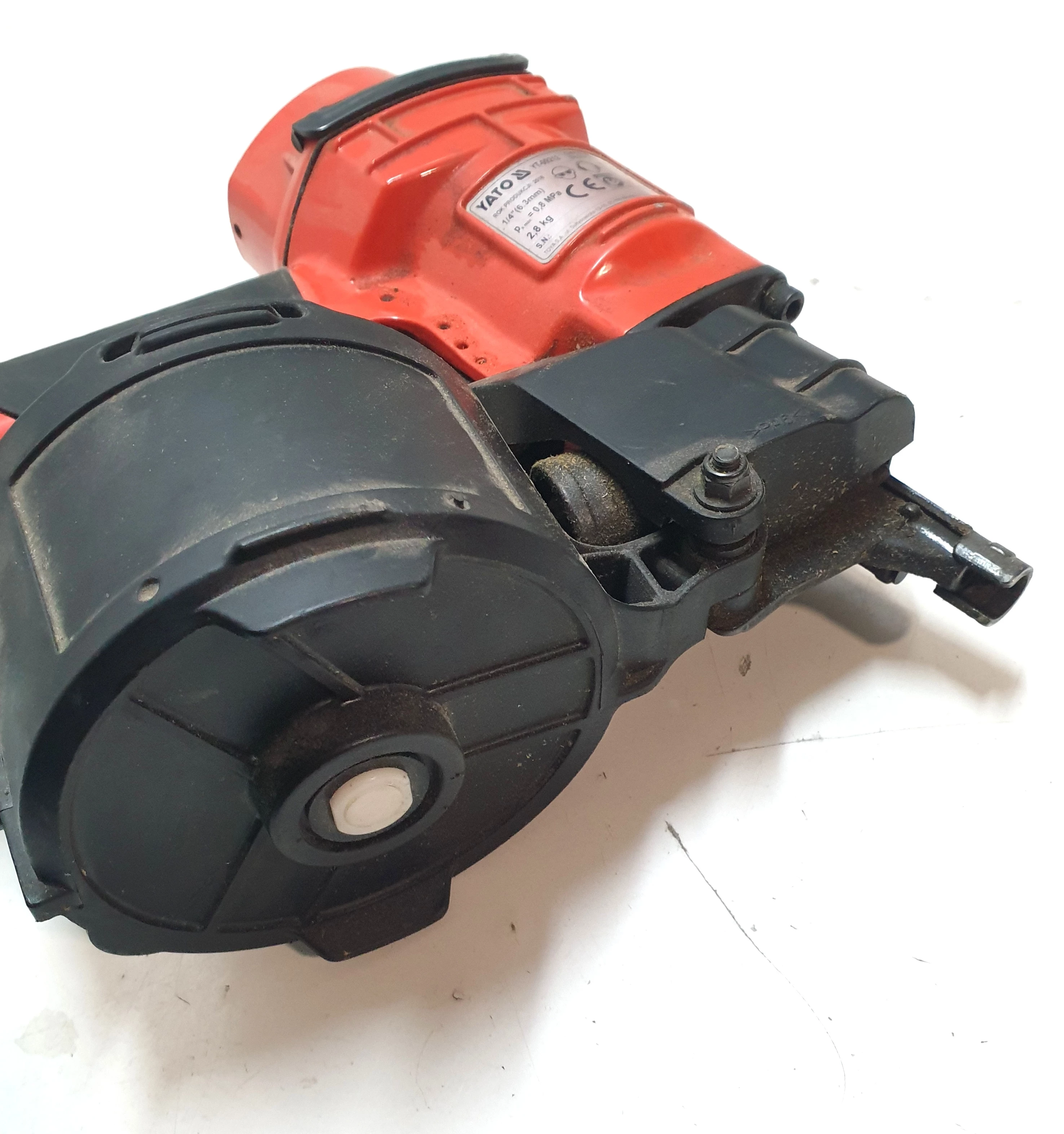 gwozdziarka-bebnowa-yato-yt-09212-pneumatyczna-maksymalna-dlugosc-gwozdzizszywek-57