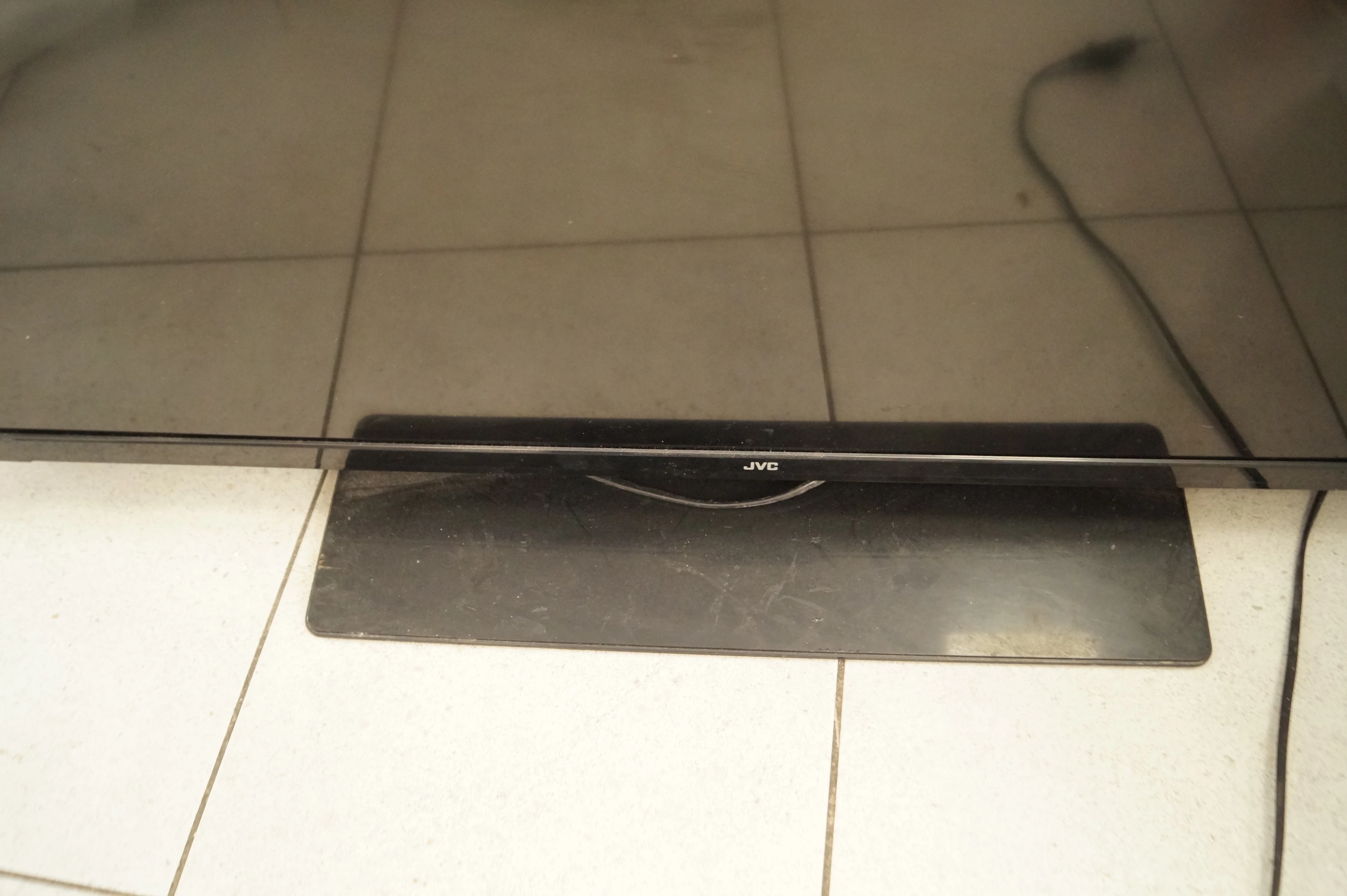 telewizor-jvc-lt-40vf52m-brak-pilota-stan-11323-2