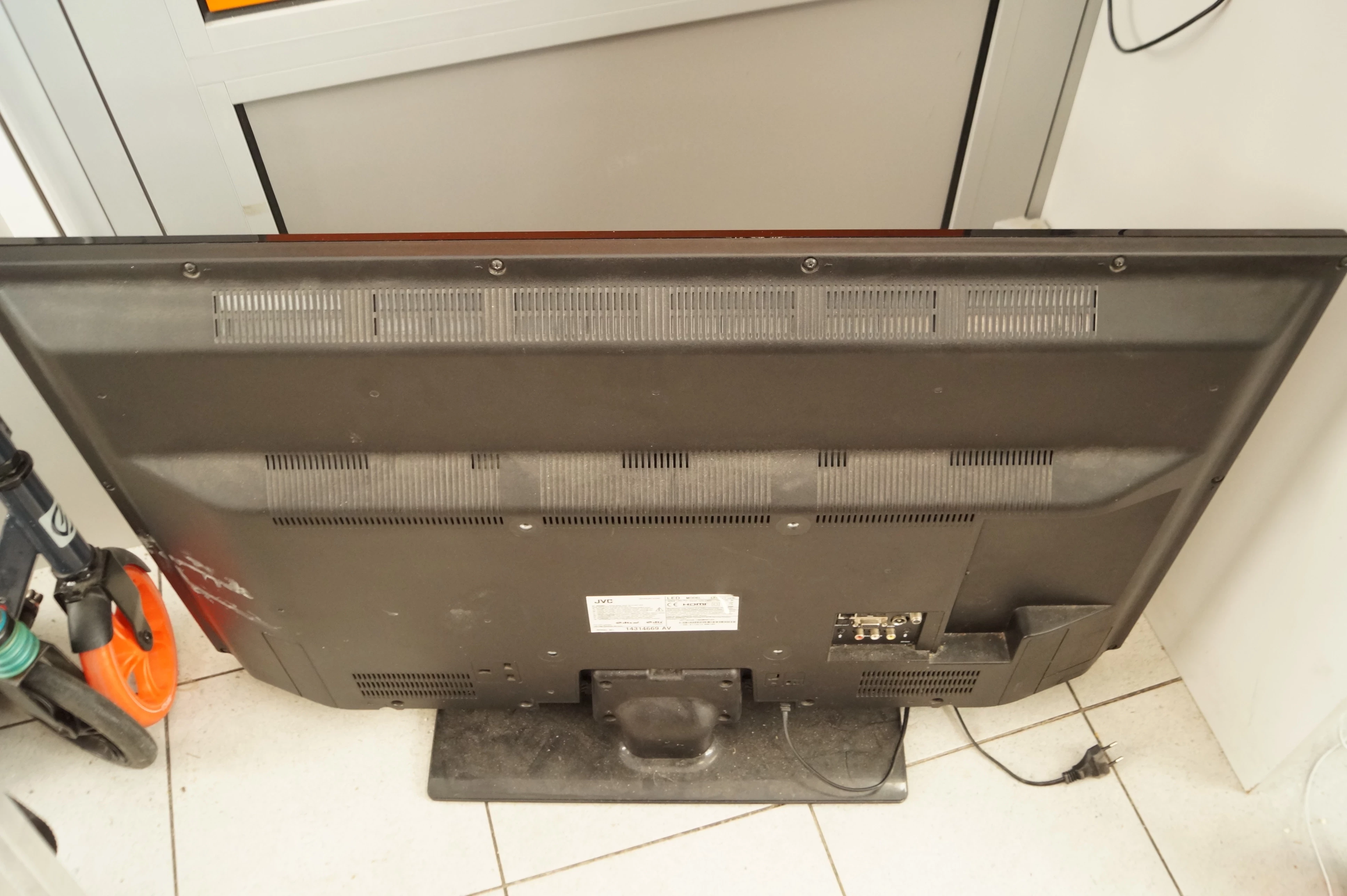 telewizor-jvc-lt-40vf52m-brak-pilota-kod-producenta-lt-40vf4400