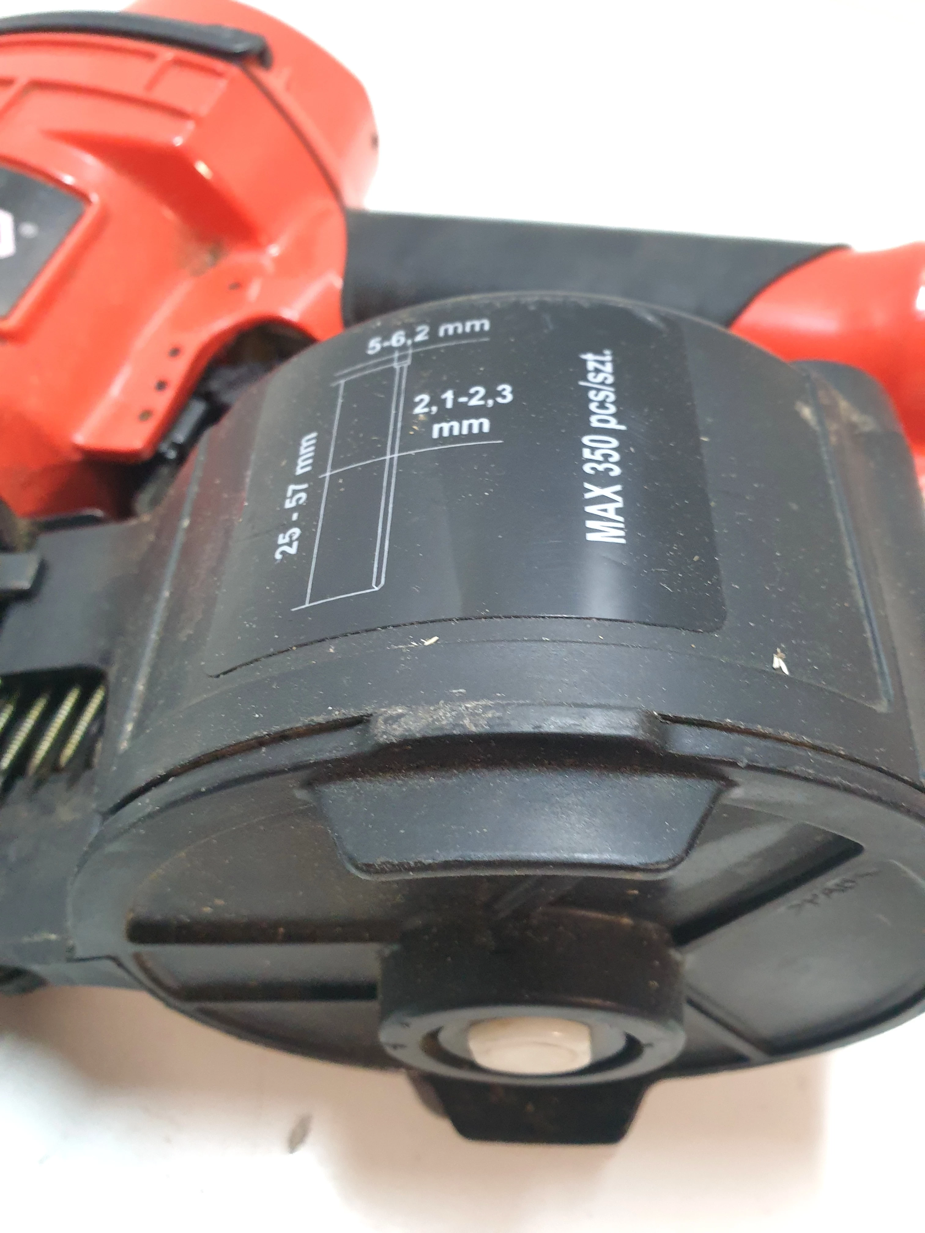 gwozdziarka-bebnowa-yato-yt-09212-pneumatyczna-zasilanie-209202-1769315