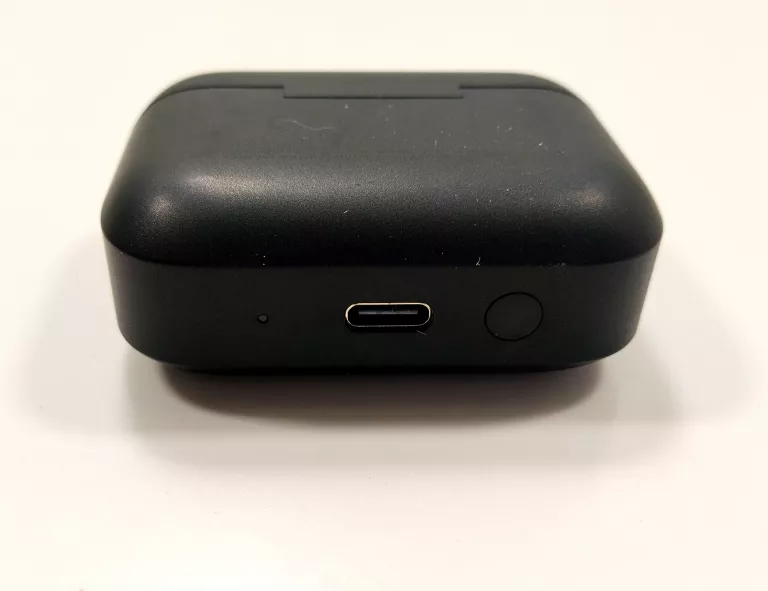 sluchawki-creative-zen-air-2-czarne-transmisja-sygnalu-203713-217785