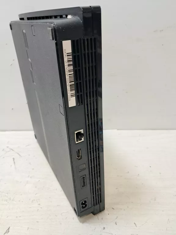 konsola-ps3-120gb1padokabowaniegra-liczba-kontrolerow-w-zestawie-205994-225550