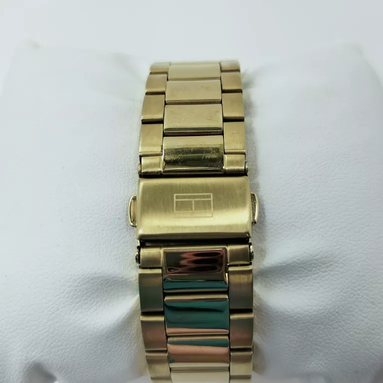 zegarek-tommy-hilfiger-zloty-okazja-rodzaj-129220-1