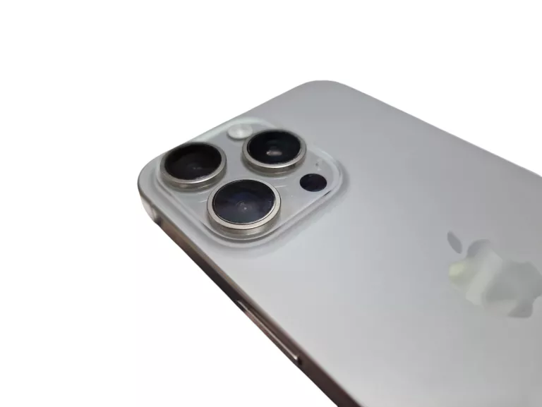 telefon-iphone-15-pro-max-pudelko-stan-11323-2