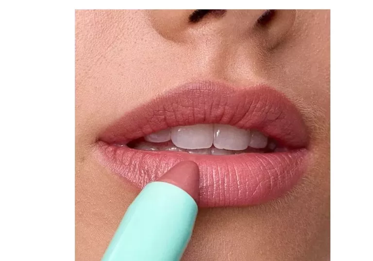 pomadka-le-lipstick-celine-sweed-25g-french-girl-kolor-451-4096