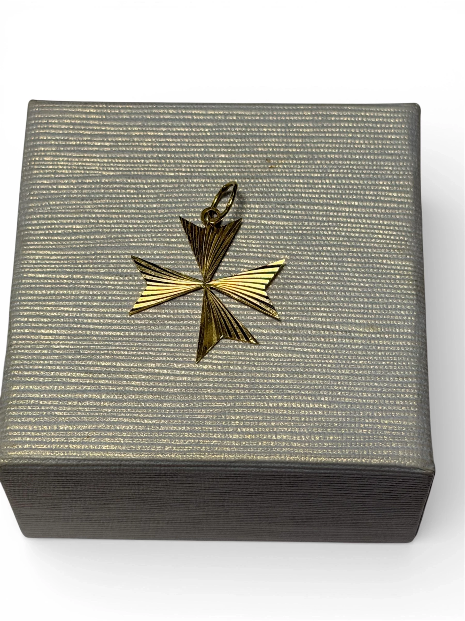 zloty-krzyzyk-proba-750-waga-109-g-rodzaj-2205-16