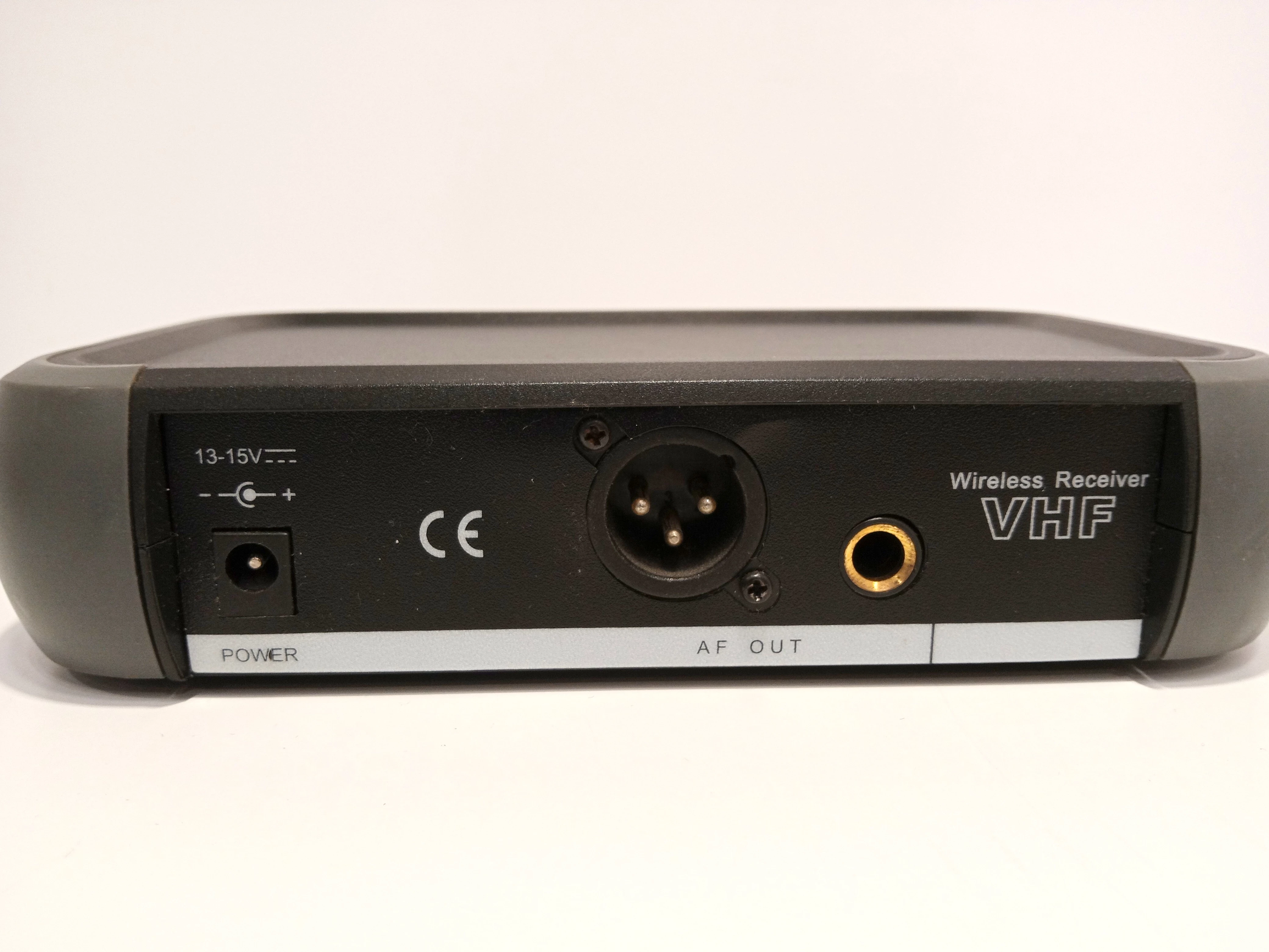 mikrofon-bezprzewodowy-azusa-js-168v-model-ls-901