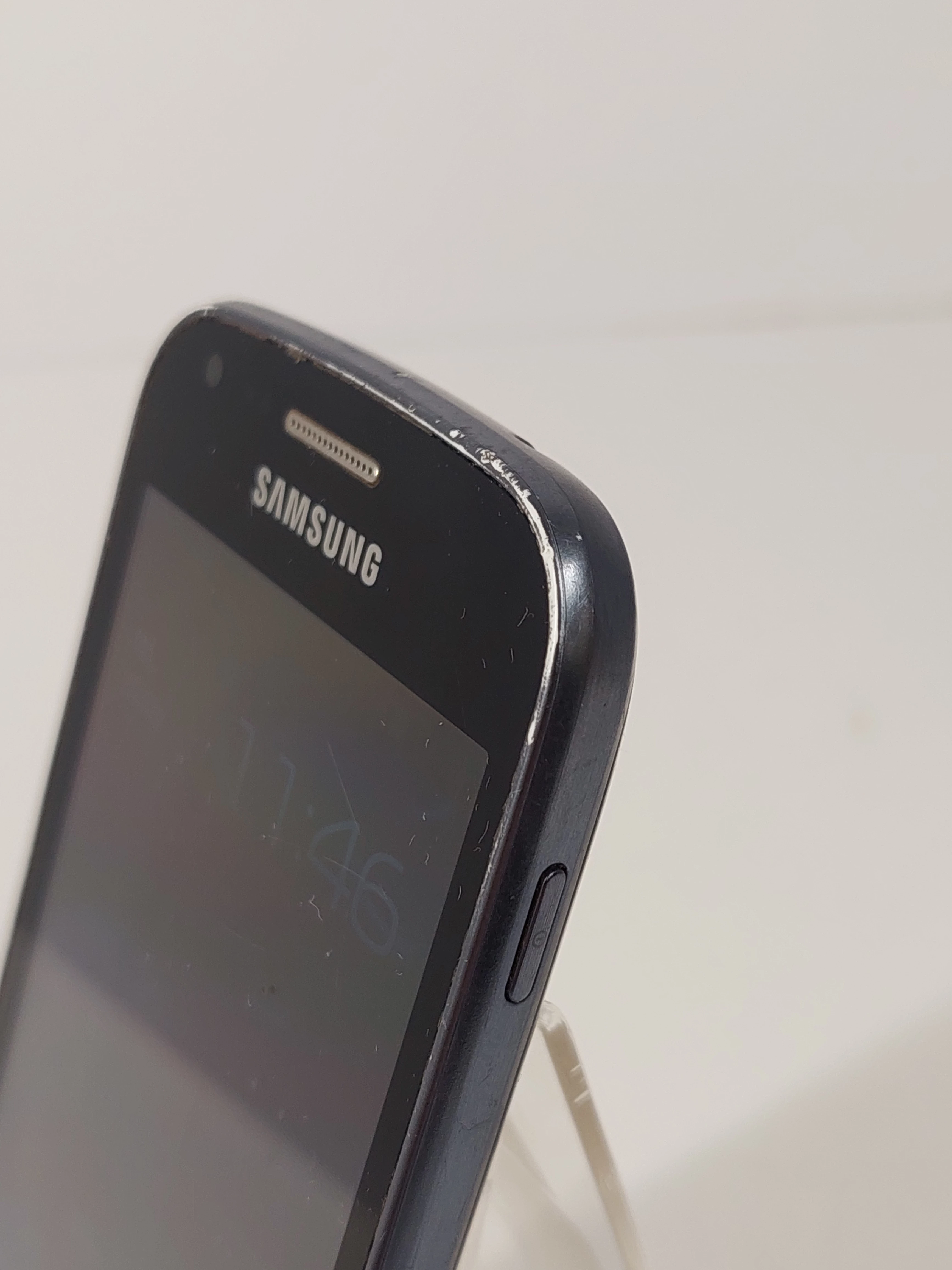 smartfon-samsung-gt-s7560-768-mb-4-gb-3g-czarny-ean-gtin-8806085759251