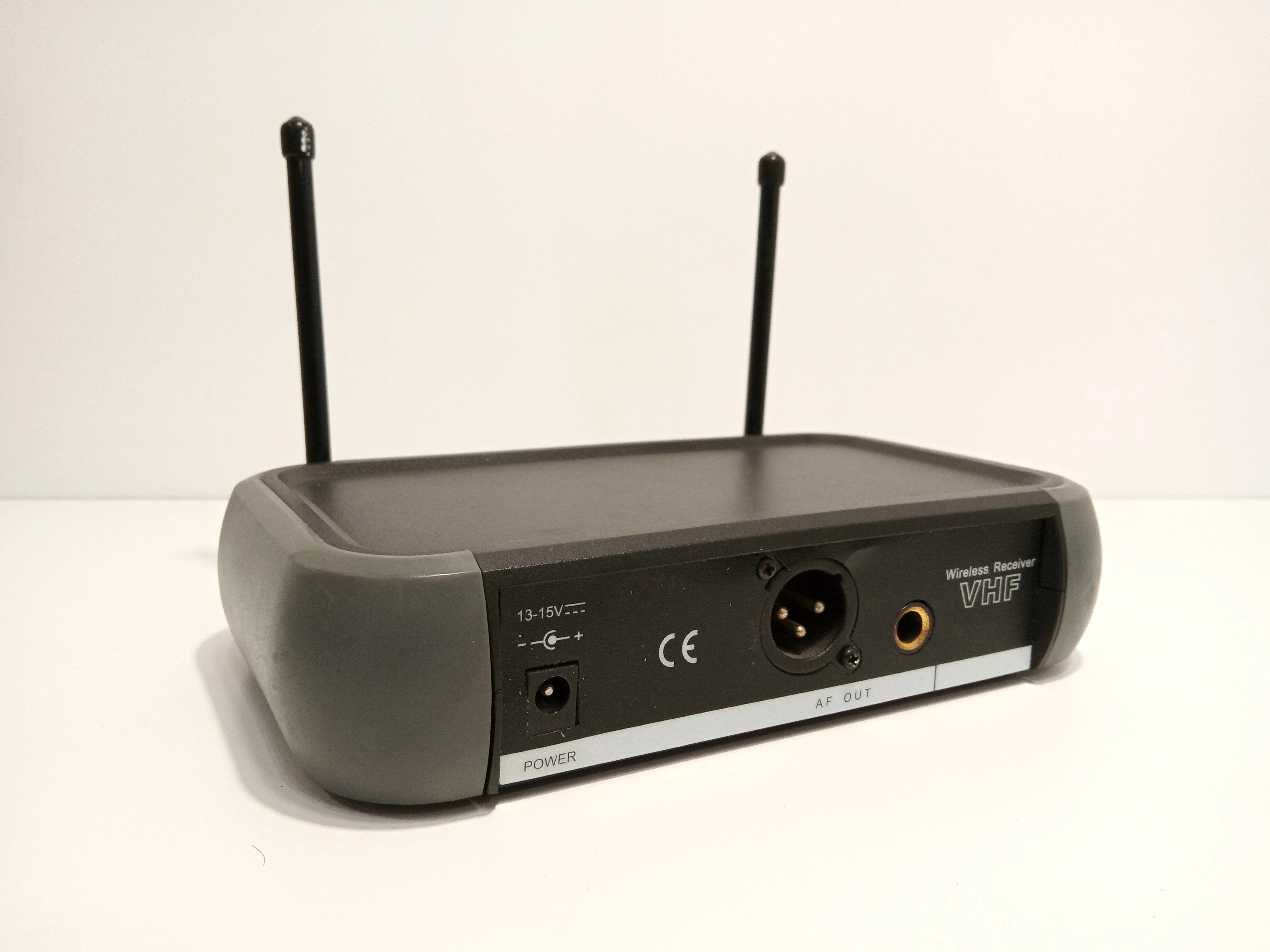 mikrofon-bezprzewodowy-azusa-js-168v-stan-11323-2