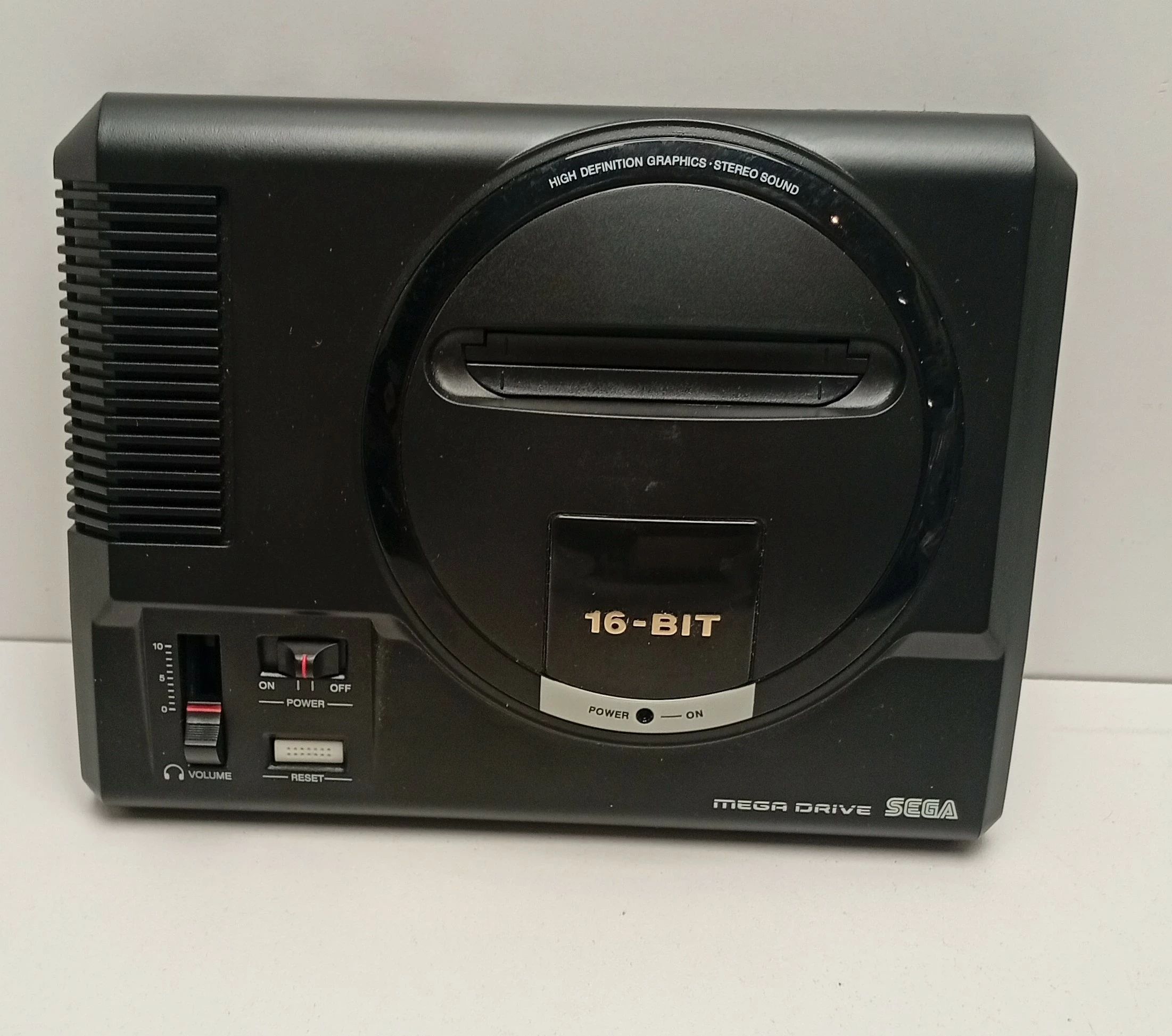konsola-sega-mega-drive-mini-mk-16010-model-sega-mega-drive