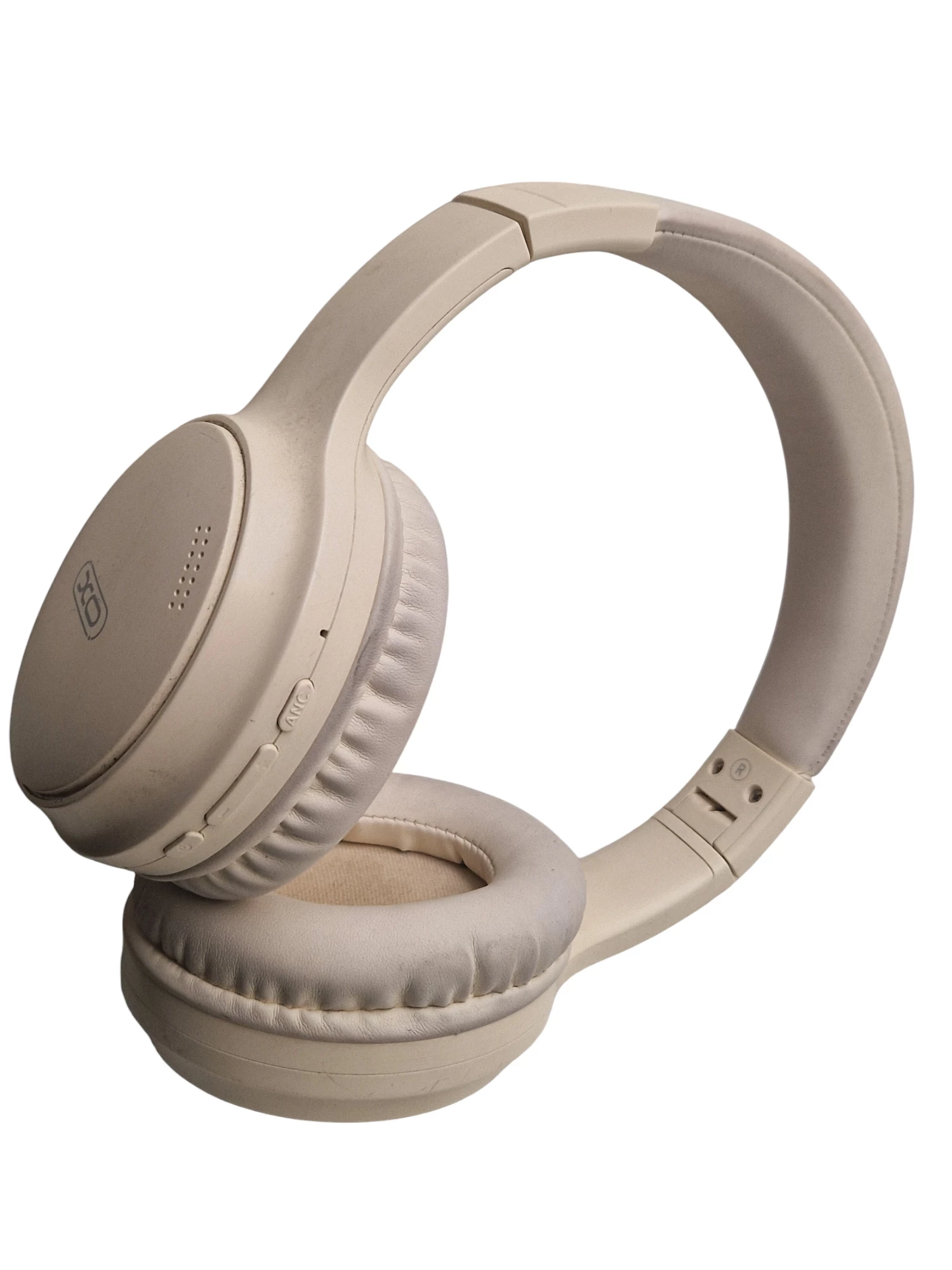 sluchawki-bezprzewodowe-nauszne-biale-kolor-dominujacy-129357-2