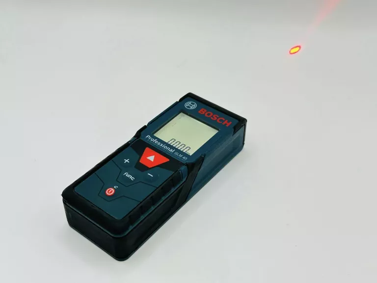 dalmierz-bosch-glm-40-zestaw-stopien-ochrony-204917-222129