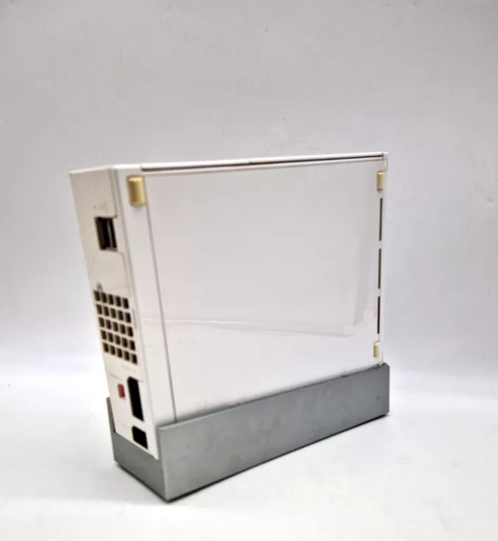 konsola-nintendo-wii-2x-kontroler-gry-podstawka-model-rvl-001