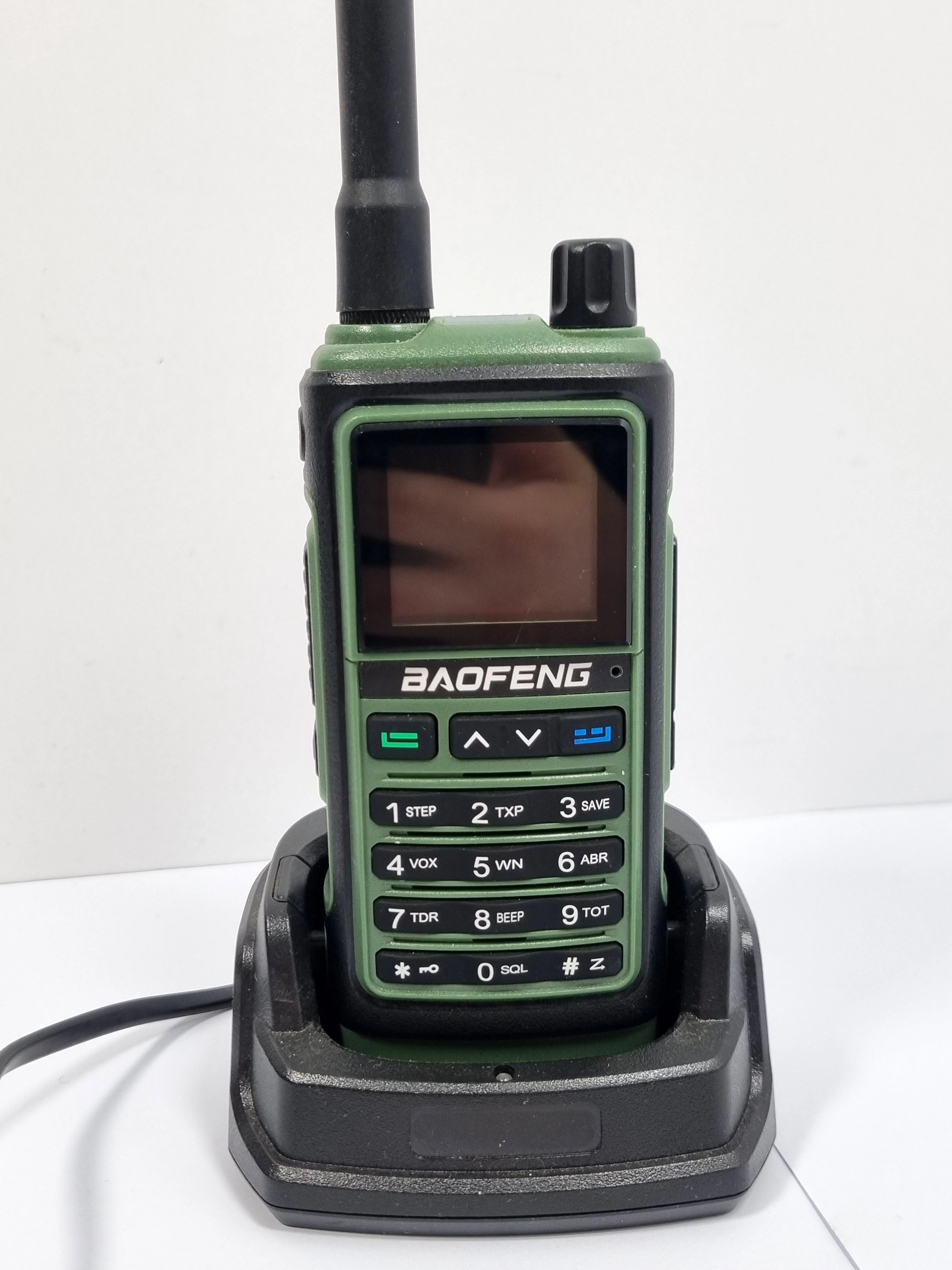 krotkofalowka-baofeng-ze-stacja-ladowania-armii-krajowej-12-pyskowice