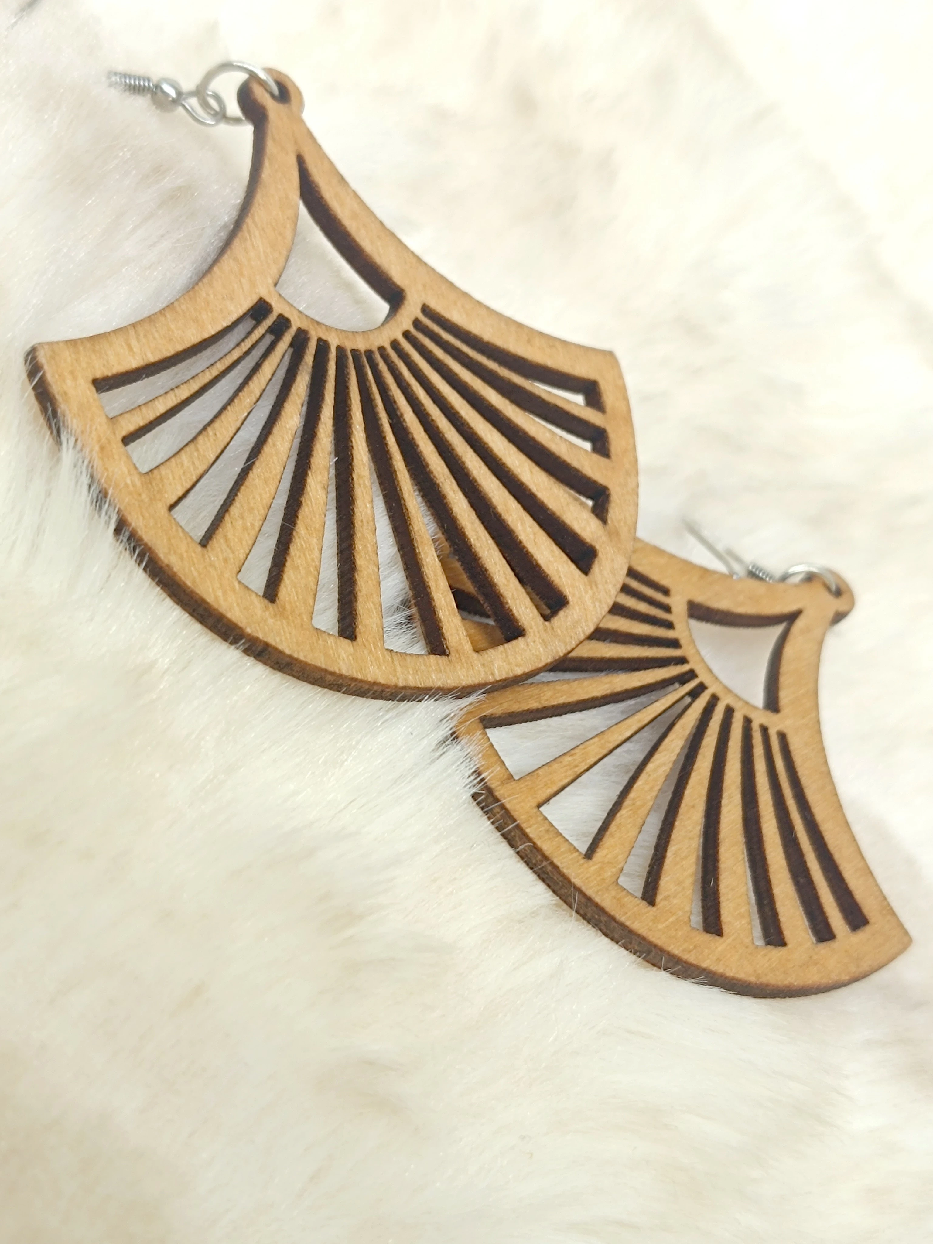 kolczyki-drewniane-vintage-leciutkie-sienkiewicza-58a-malbork